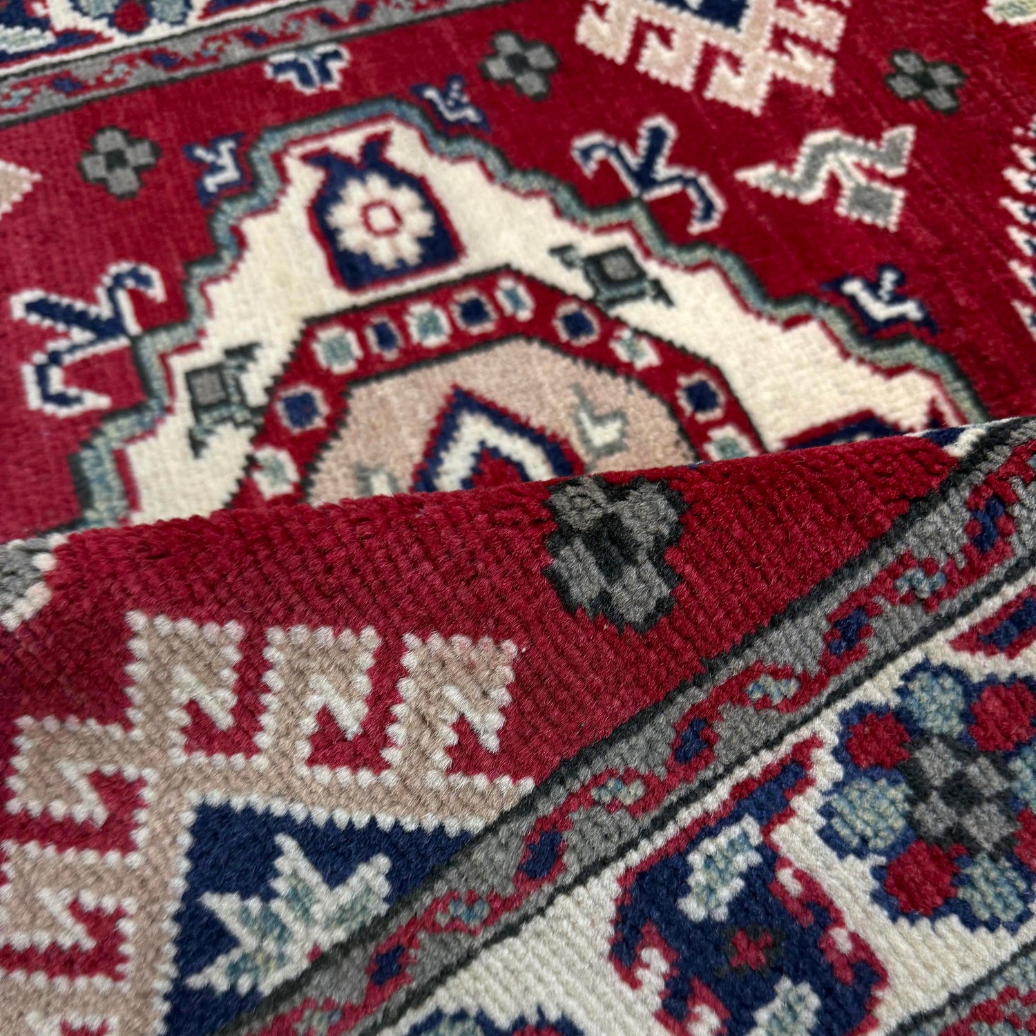 Hand knotted Kazak Rugs 2' 7" x 3' 10" ft / 79 x 116 cm - No. R37547