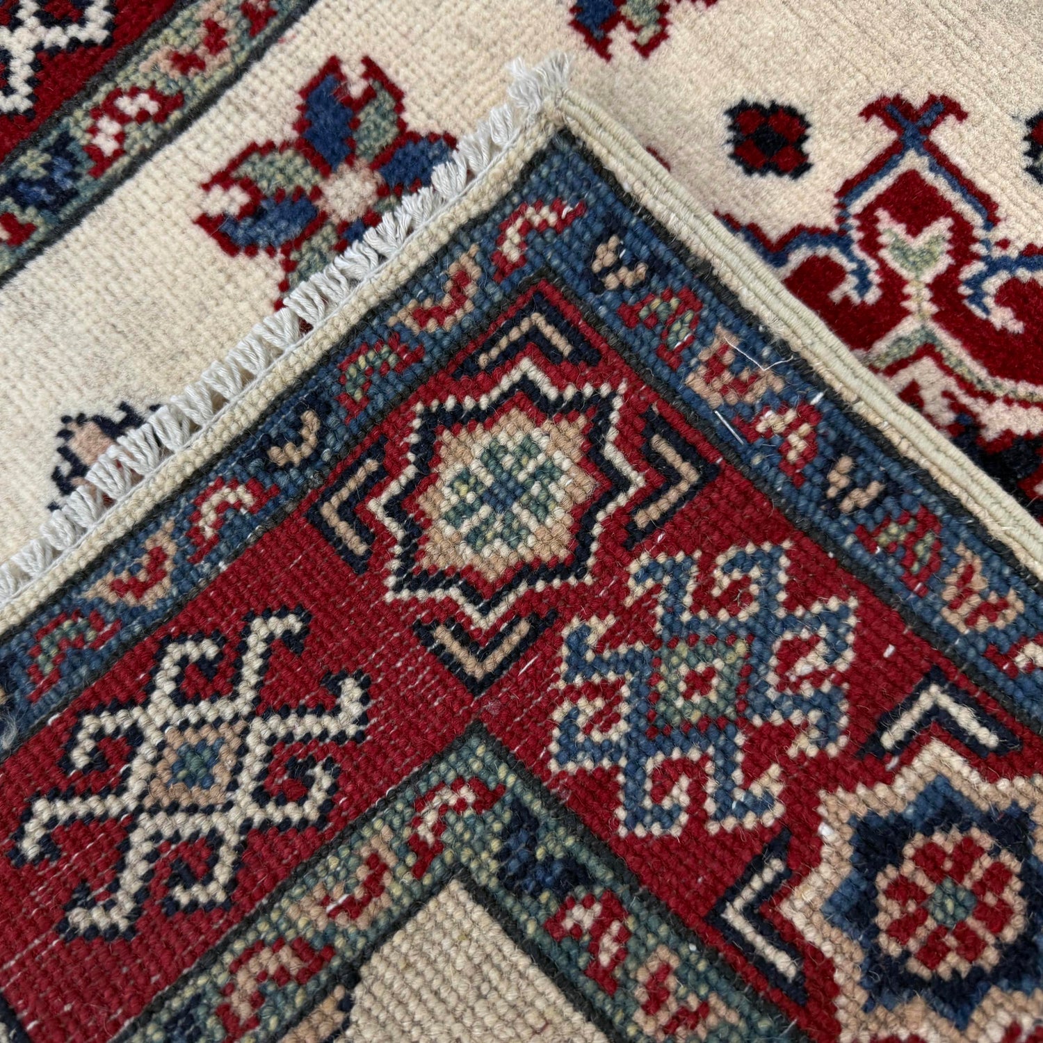 Hand knotted Kazak Carpet 2' 7" x 3' 8" ft / 79 x 111 cm - No. R37550