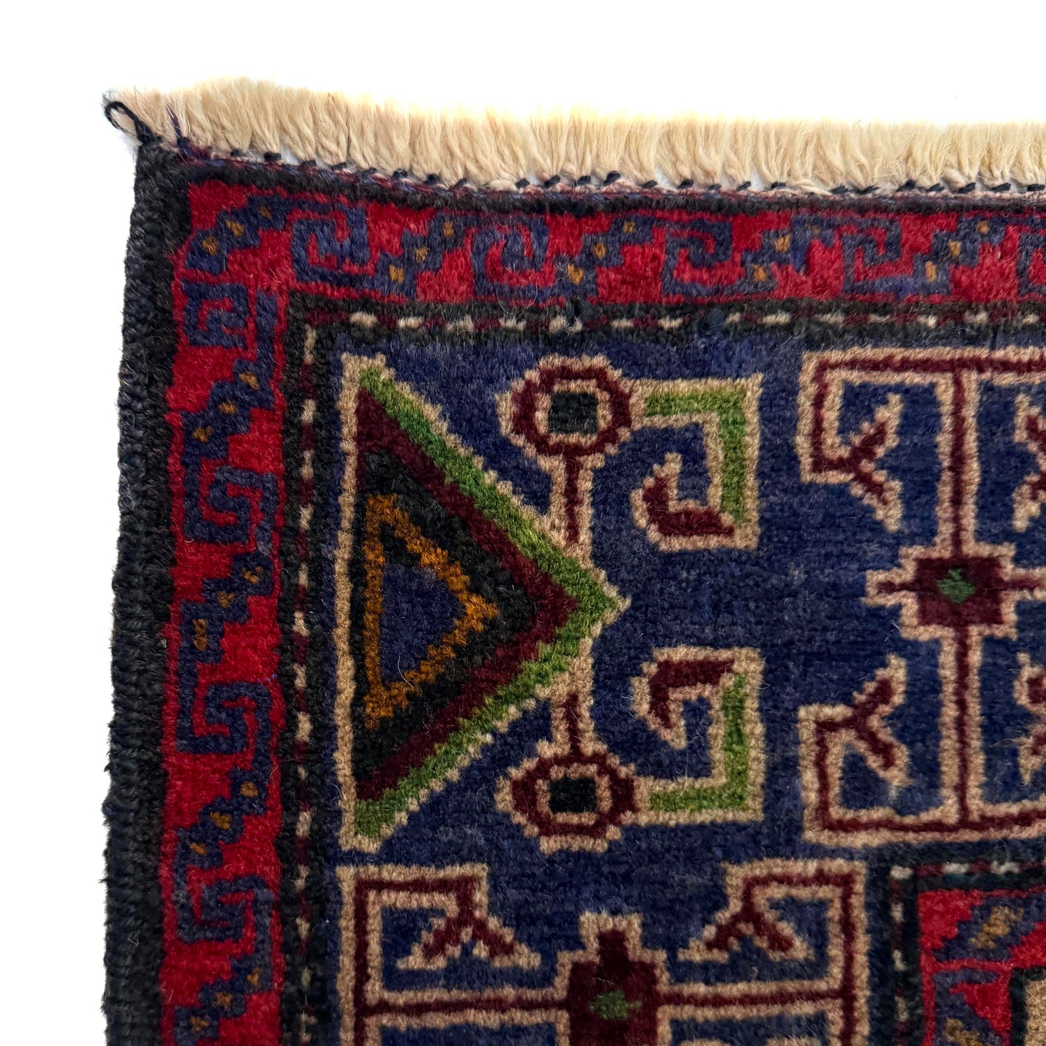 Baluch Small Size Rug 3' 7" x 4' 8" ft / 110 x 143 cm - No. R37606