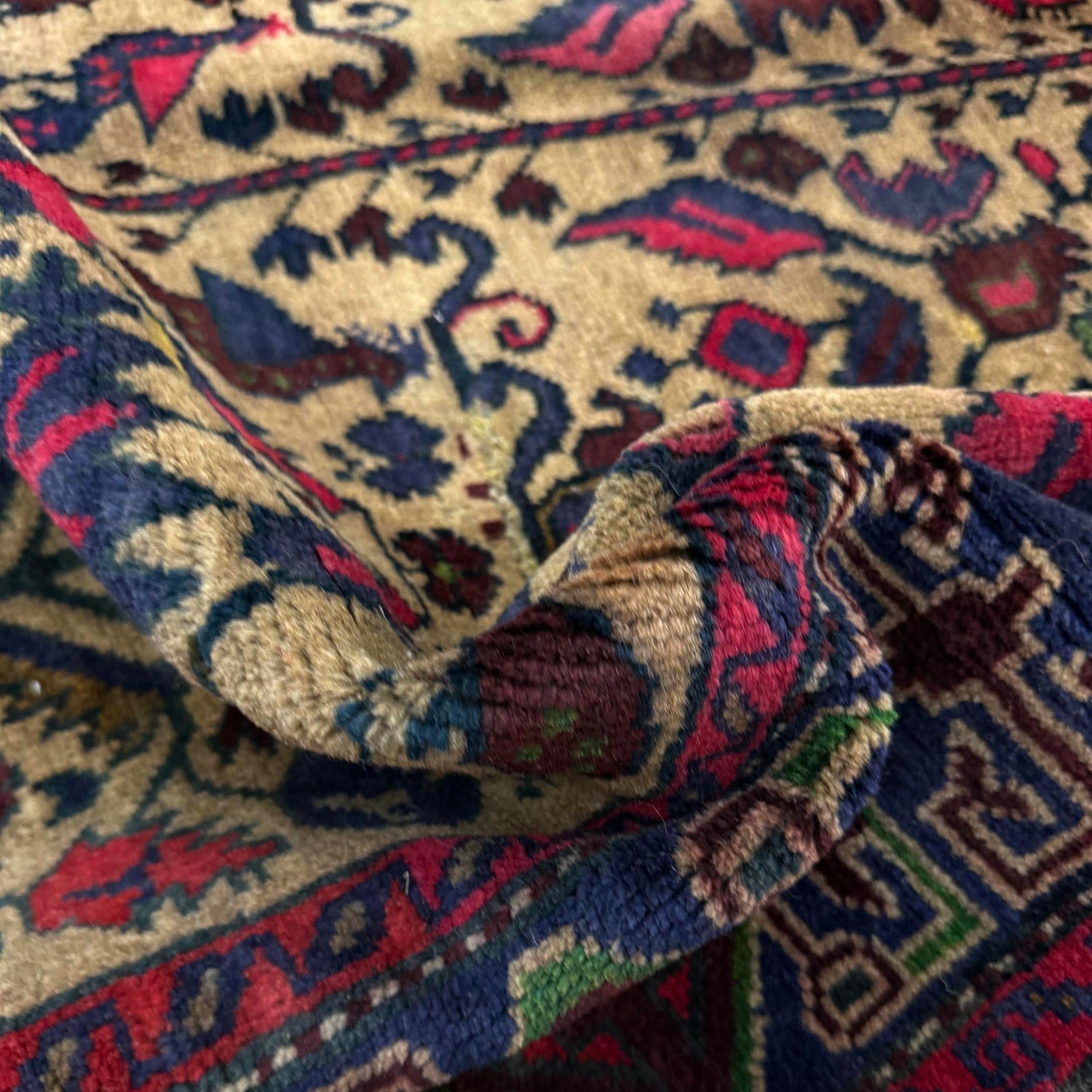 Baluch Small Size Rug 3' 7" x 4' 8" ft / 110 x 143 cm - No. R37606