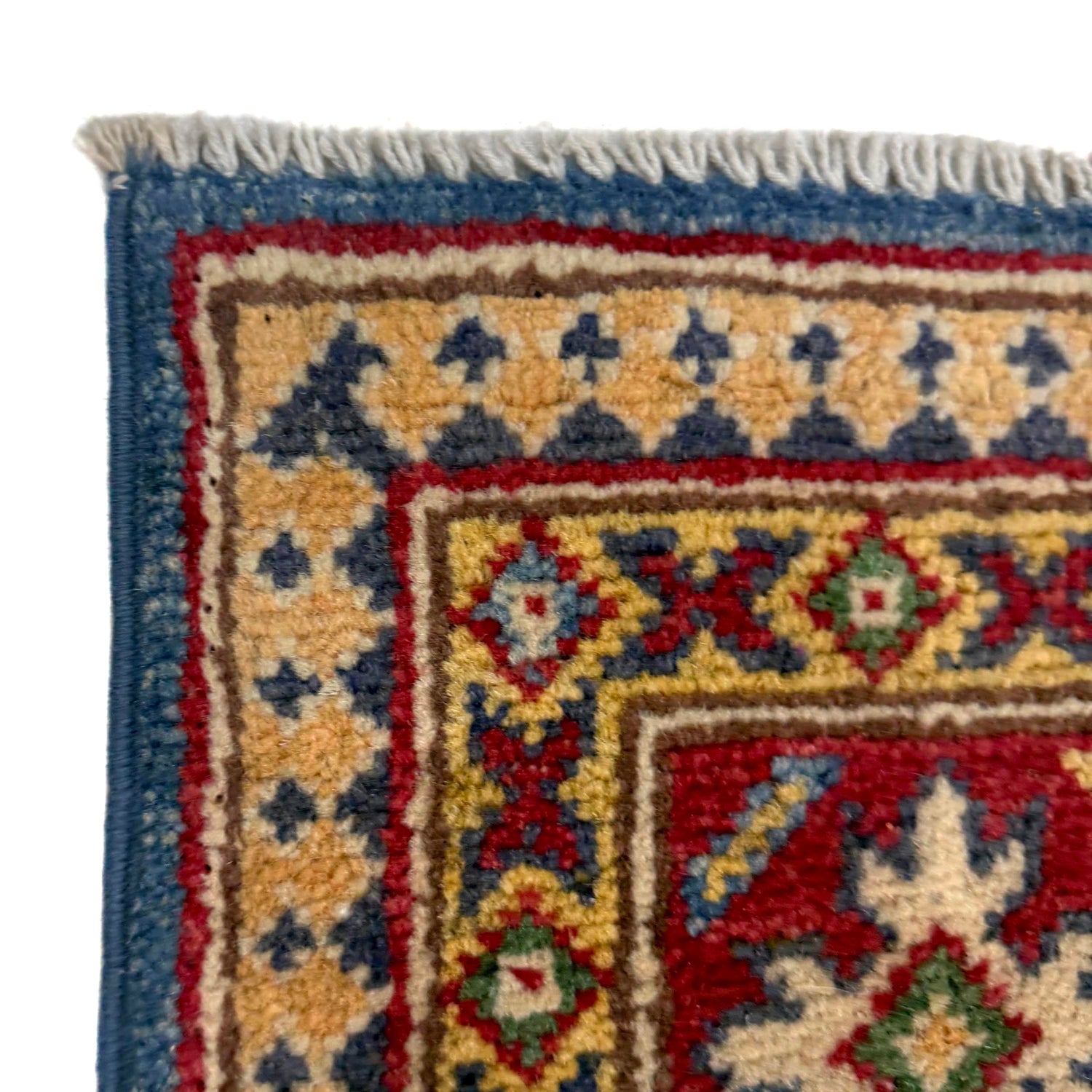 Hand knotted Kazak Carpet 4' 2" x 5' 11" ft / 127 x 181 cm - No. R37621