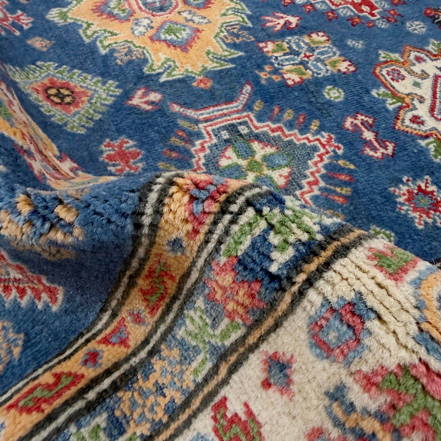 Oriental Kazak Rug 5' 0" x 7' 5" ft / 152 x 227 cm - No.R37627