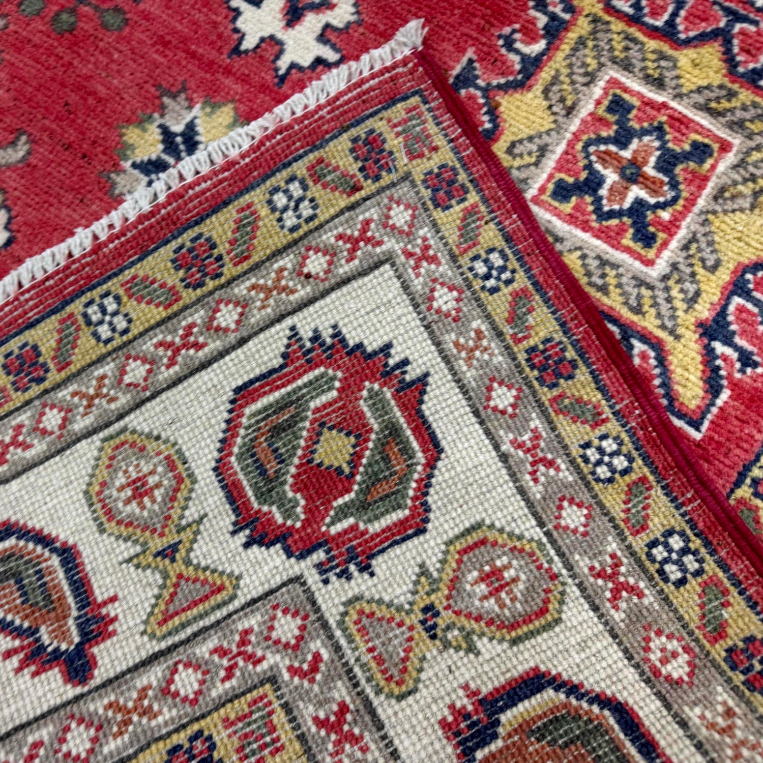 Handmade Kazak Area Rug 4' 11" x 6' 4" ft / 149 x 193 cm - No. R37629