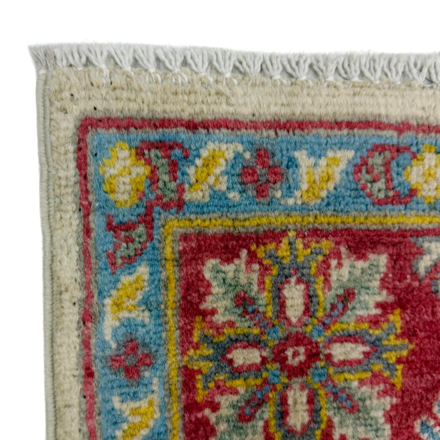 Oriental Kazak Rug 4' 0" x 5' 8" ft / 121 x 172 cm - No. R37635