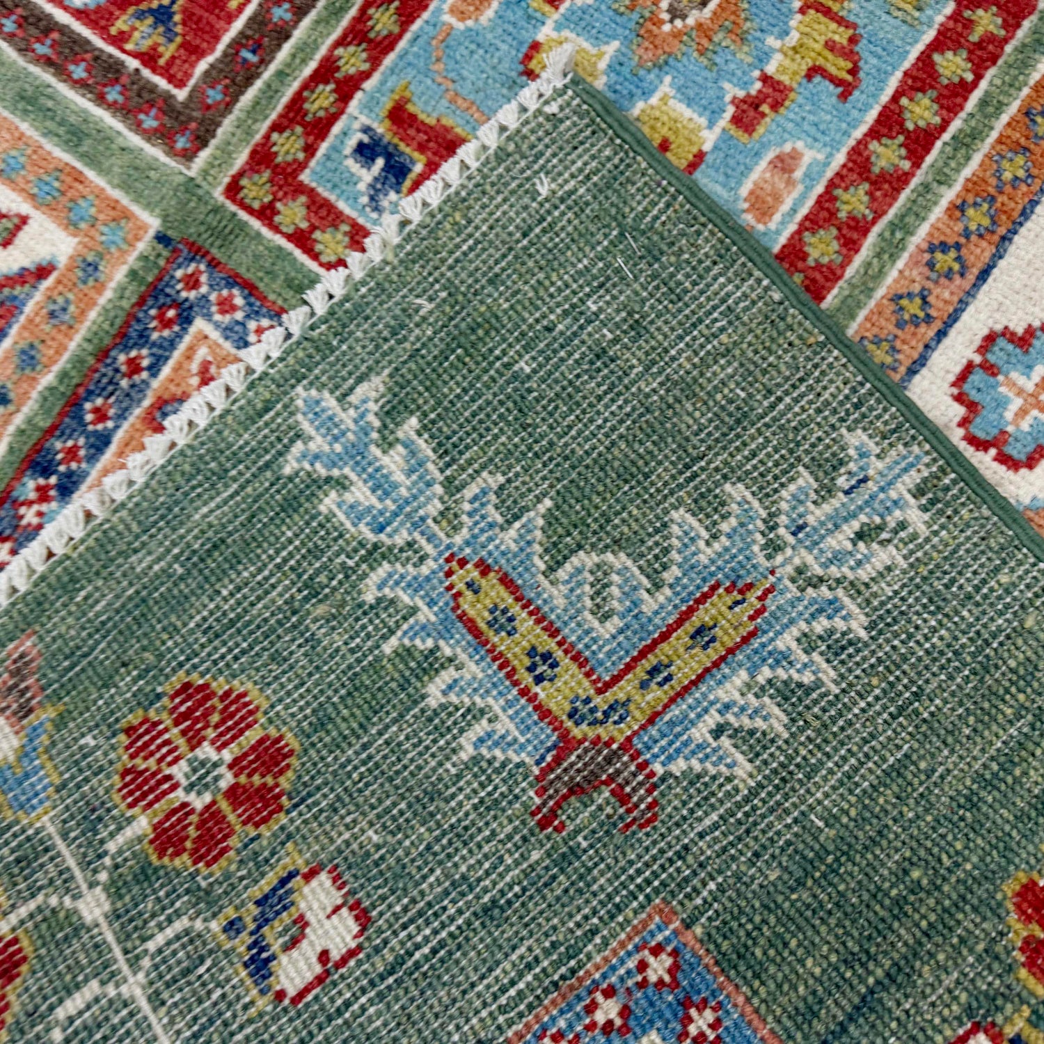 Oriental Bakhtiar Area Rug 4' 11" x 7' 3" ft / 151 x 220 cm - No. R37642