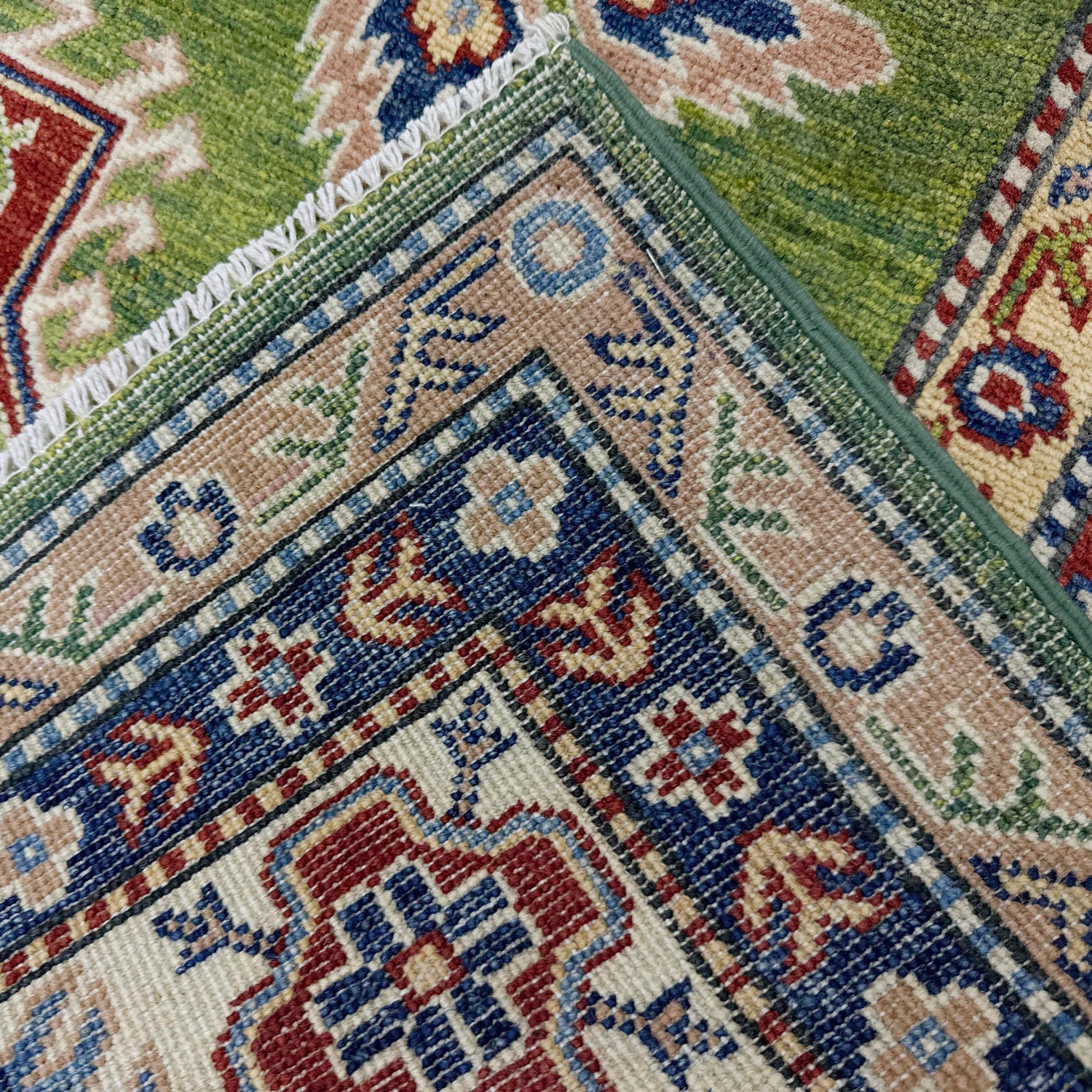 Hand knotted Kazak Rugs 5' 9" x 7' 9" ft / 176 x 235 cm - No. R37646