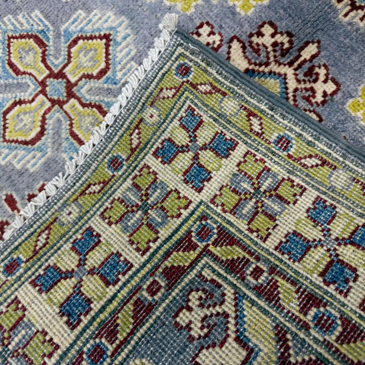 Oriental Kazak Rug 3' 5" x 5' 0" ft / 103 x 153 cm - No. R37650
