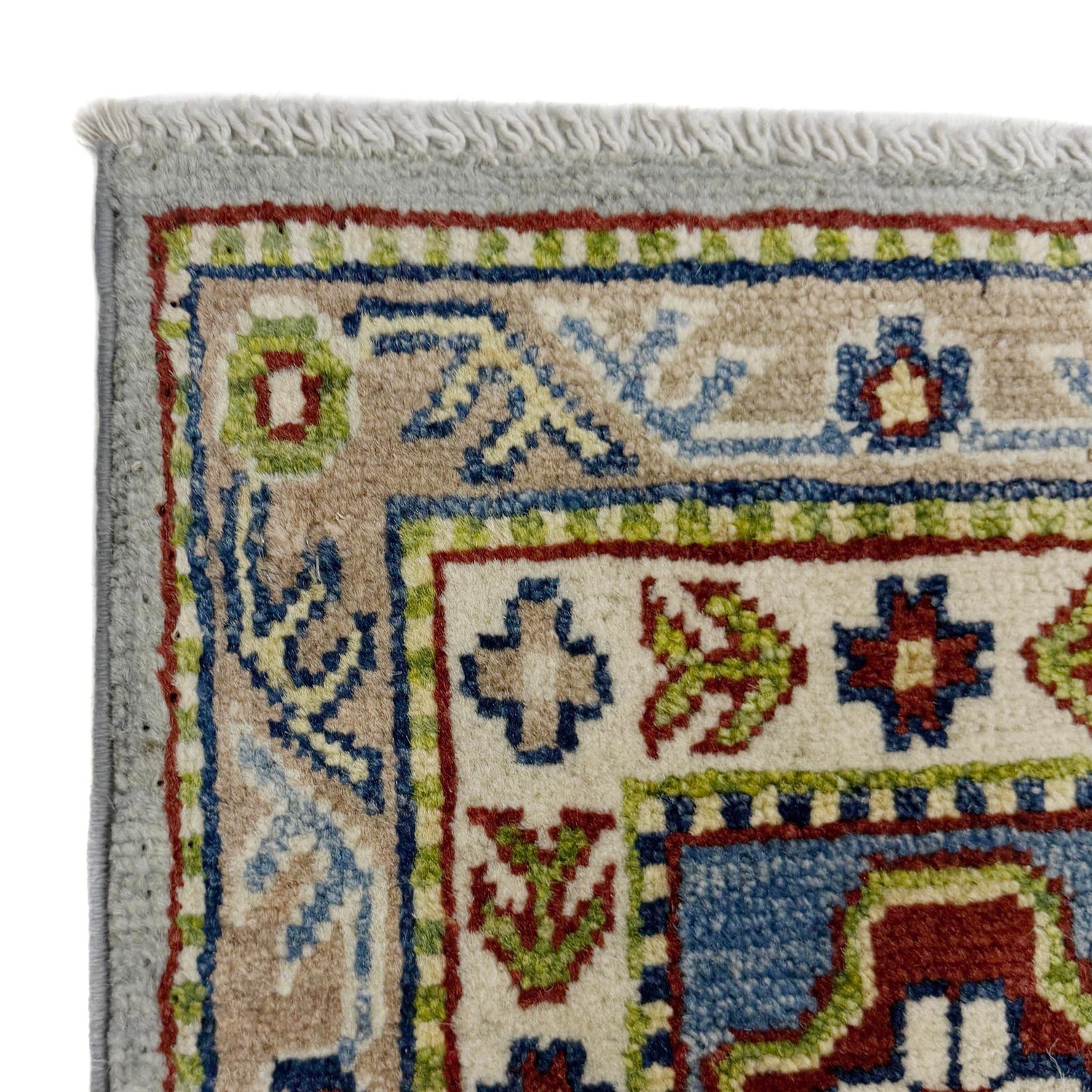 Oriental Kazak Rug 5' 5" x 7' 10" ft / 165 x 239 cm - No. R37657