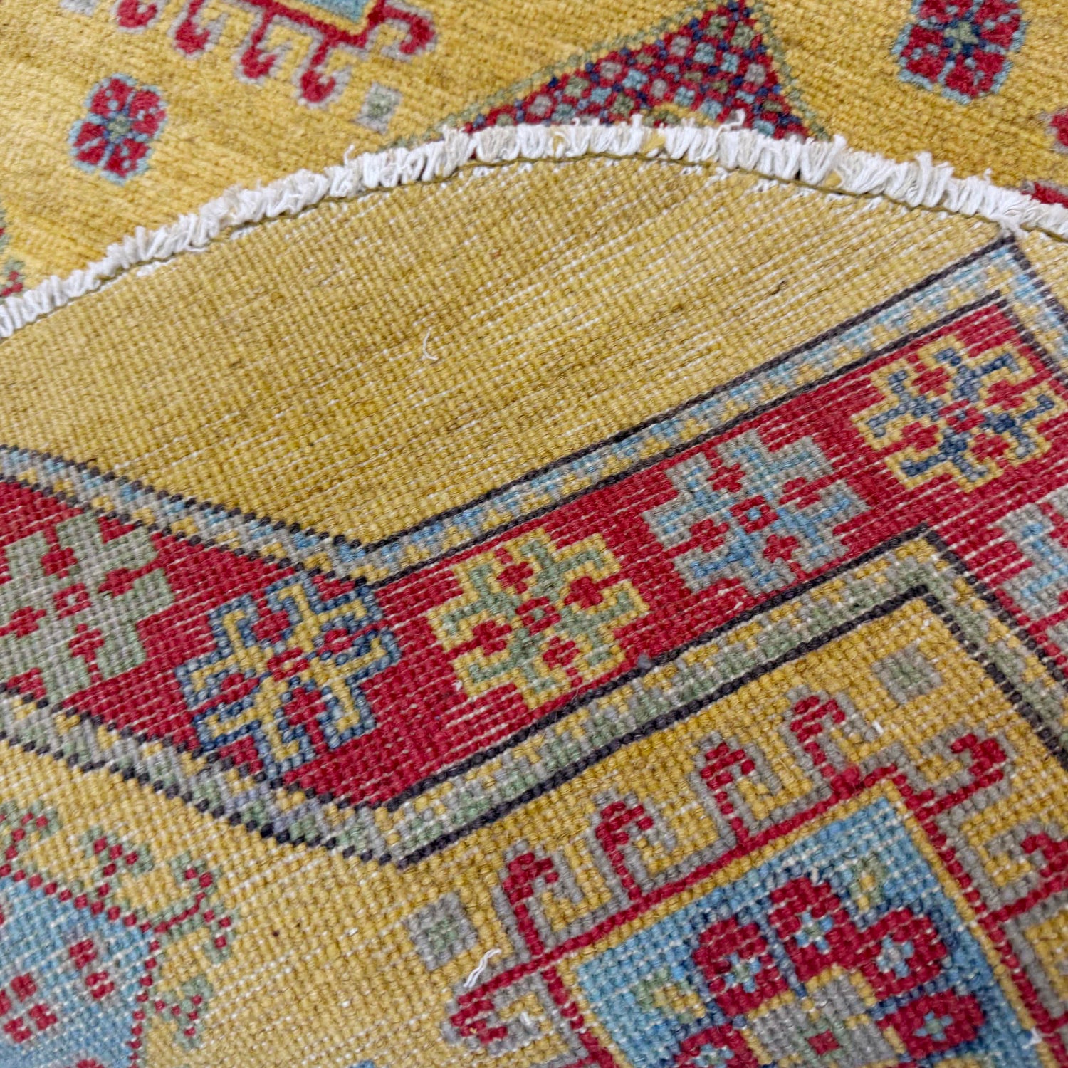 Traditional Kazak Round Area Rug 3' 2" x 3' 3" ft / 96 x 98 cm - No. R37677