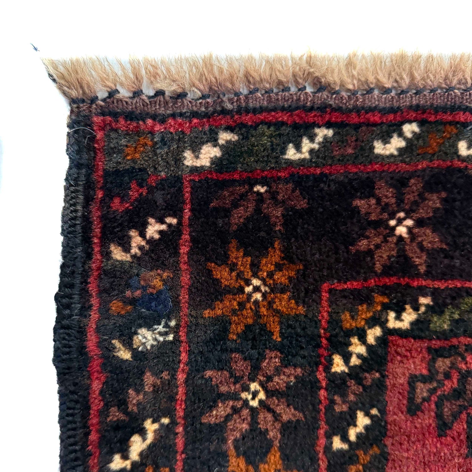 Baluch Small Size Rug 2' 10" x 4' 4" ft / 87 x 133 cm - No. R37680