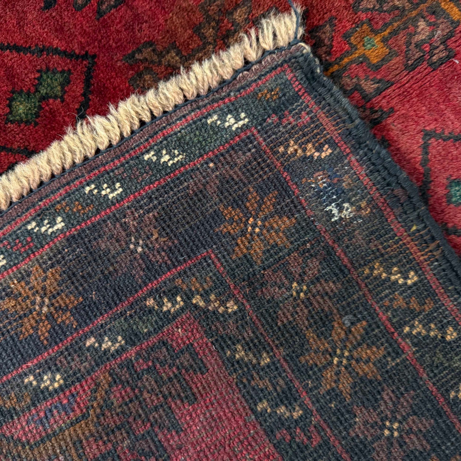 Baluch Small Size Rug 2' 10" x 4' 4" ft / 87 x 133 cm - No. R37680
