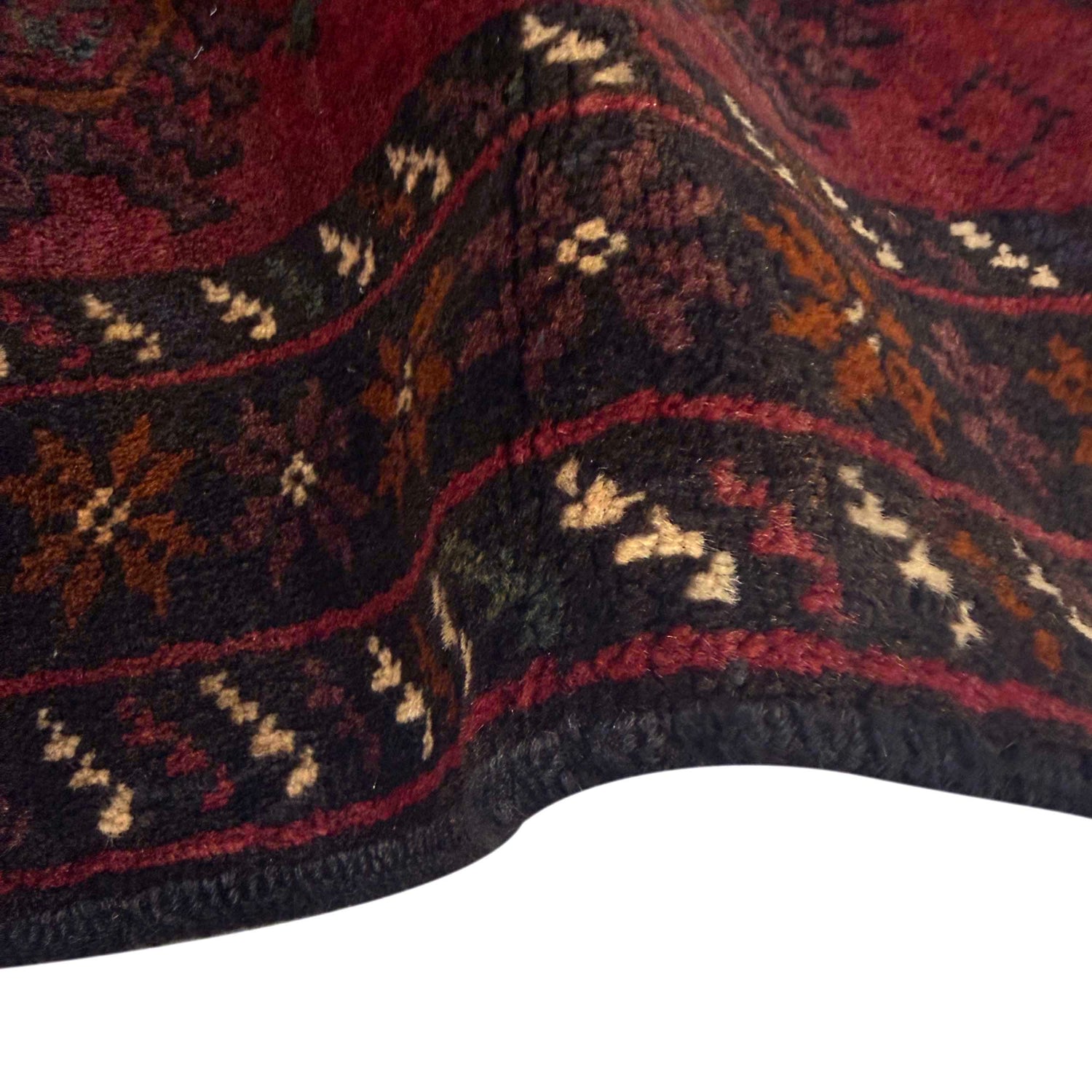 Baluch Small Size Rug 2' 10" x 4' 4" ft / 87 x 133 cm - No. R37680