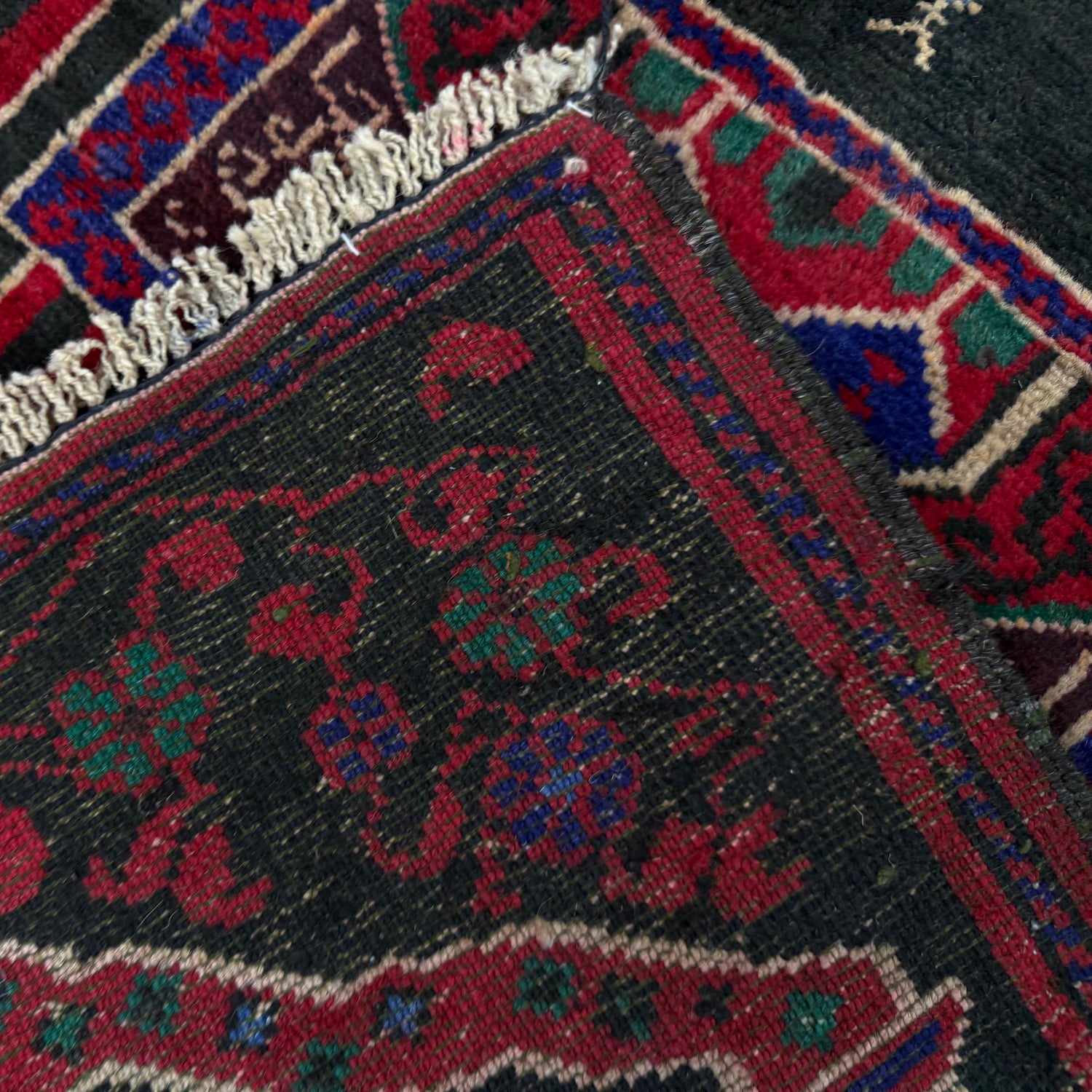 Hand Knotted Prayer Rug 2' 6" x 3' 9" ft / 75 x 115 cm - No. R37681