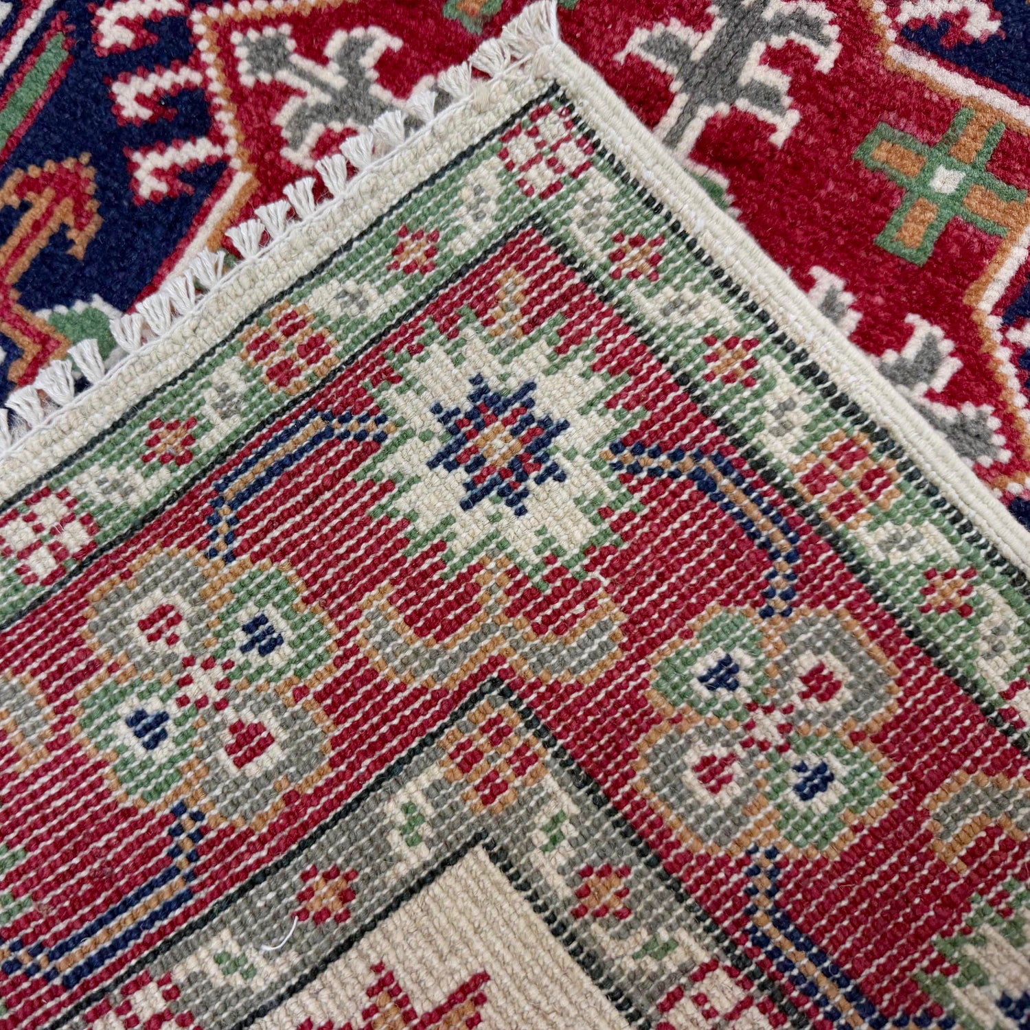 Hand Knotted Kazak Oriental Rug 2' 11" x 4' 1" ft / 90 x 125 cm - No. R37713