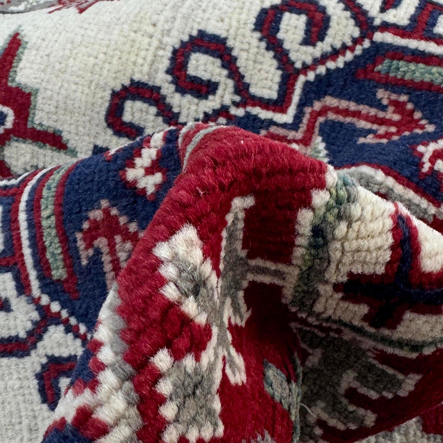 Hand knotted Kazak Rugs 2' 8" x 4' 2" ft / 81 x 127 cm - No. R37726