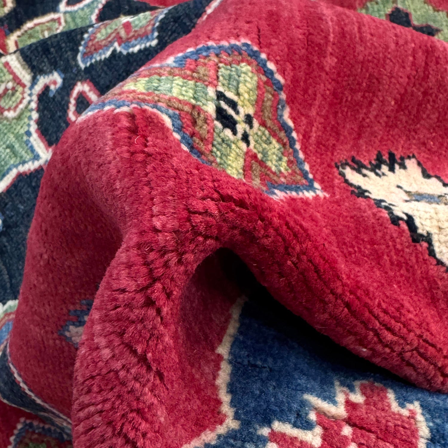 Handmade Kazak Area Rug 6' 7" x 9' 10" ft / 201 x 300 cm - No. R37745