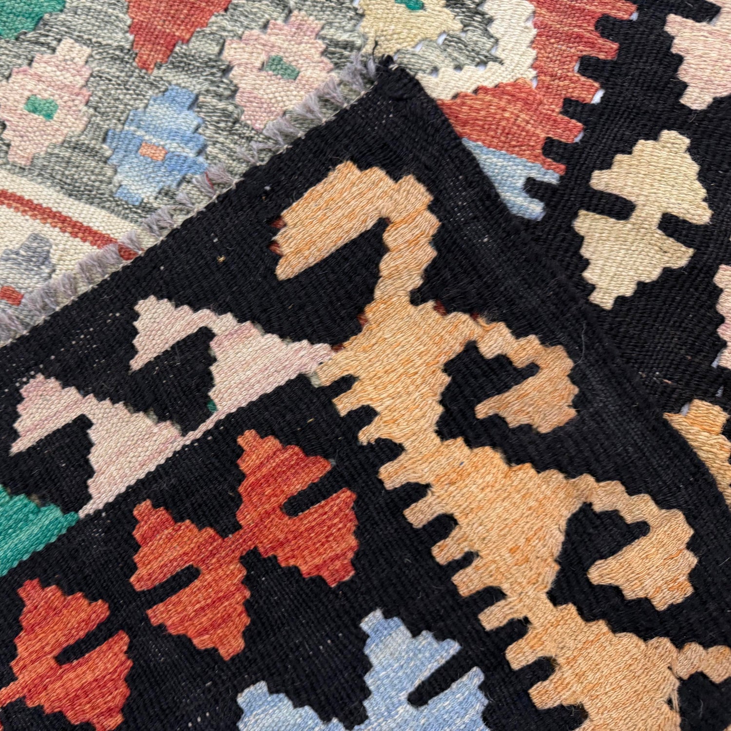 Handmade Vegetable Kilim 3' 6" x 4' 10" ft / 107 x 148 cm - No. R37907
