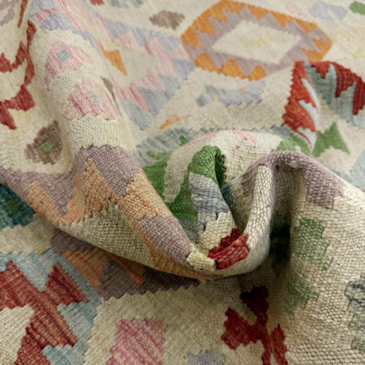 Hand Woven Wool Kelim 3' 2" x 4' 9" ft / 96 x 146 cm - No. R37914