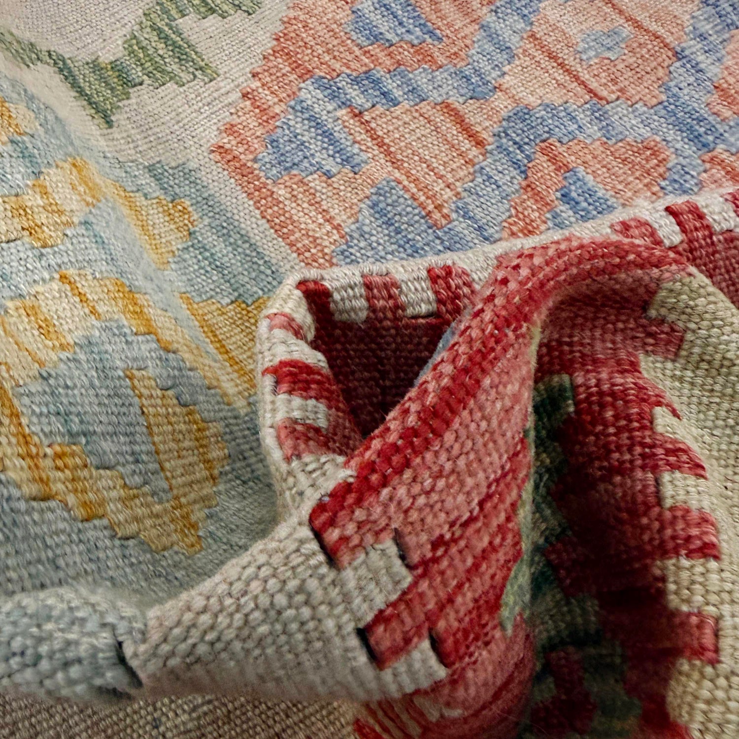 Hand Knotted Flatweave Kilim 2' 9" x 4' 11" ft / 83 x 150 cm - No. R37960