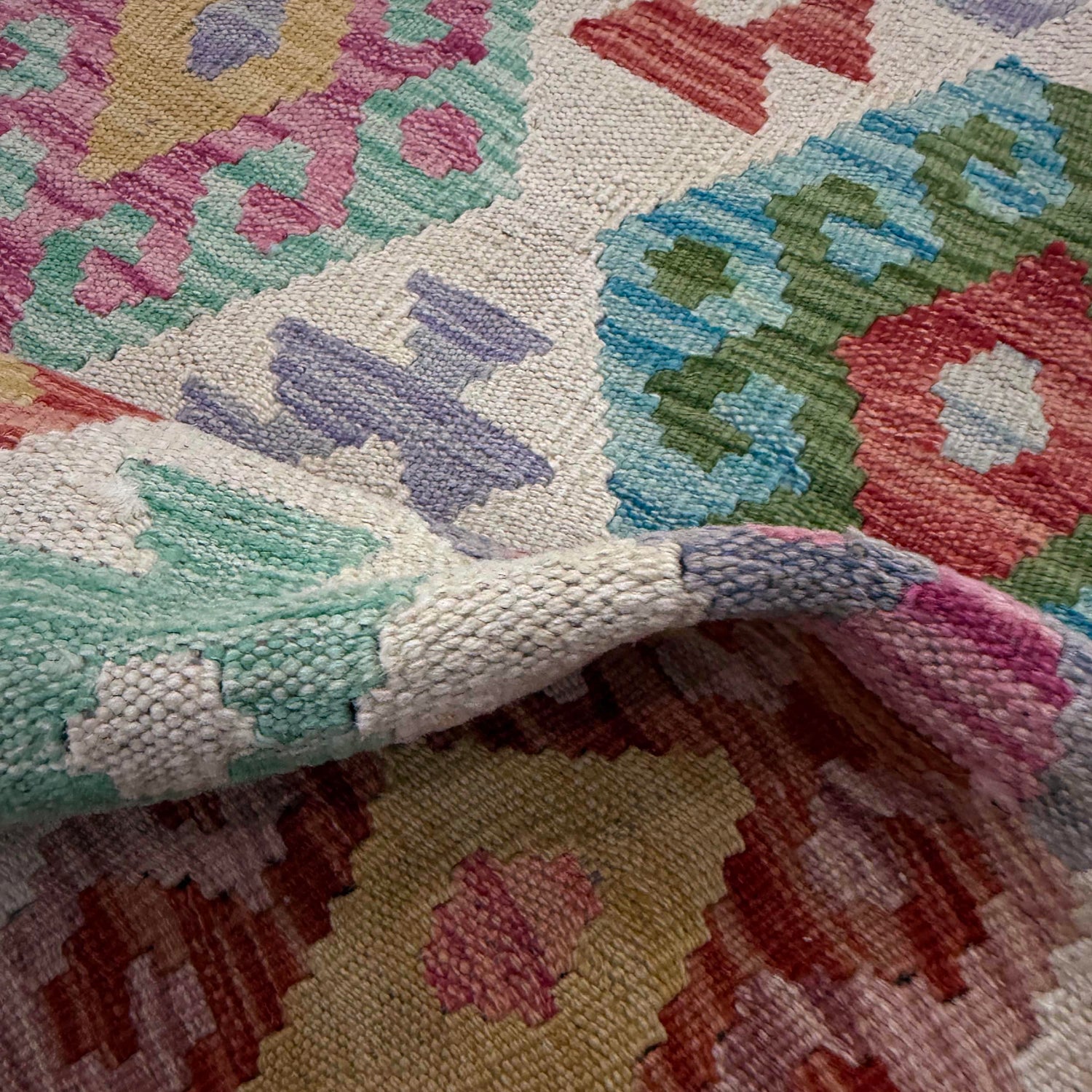 Hand Woven Wool Kelim 2' 6" x 4' 2" ft / 76 x 127 cm - No. R37972