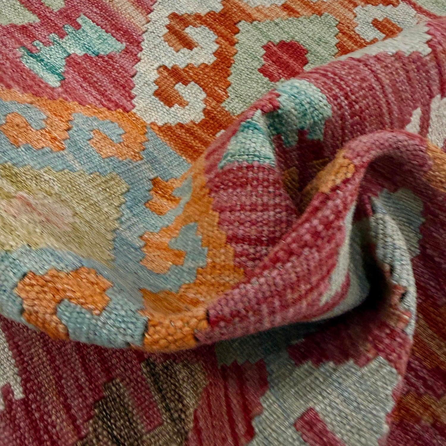 Handmade Turkish Design Wool Kilim 2' 6" x 4' 4" ft / 77 x 132 cm - No. R38015