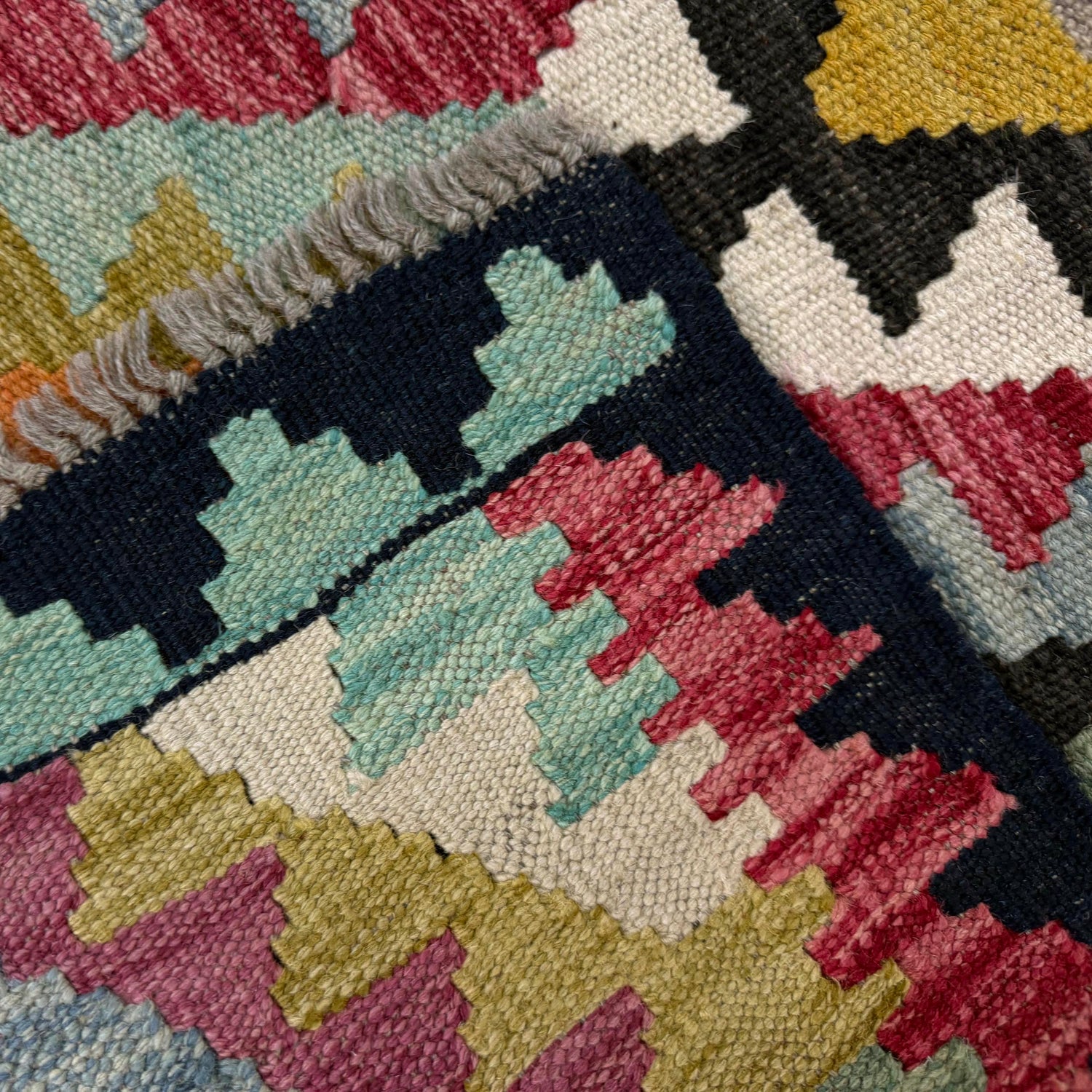 Hand Made Afghan Kilim 2' 5" x 3' 11" ft / 74 x 120 cm - No. R38019