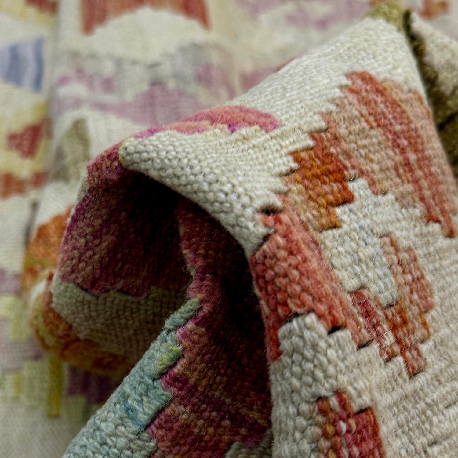 Hand Woven Wool Kelim 4' 11" x 6' 6" ft / 149 x 197 cm - No. R38294
