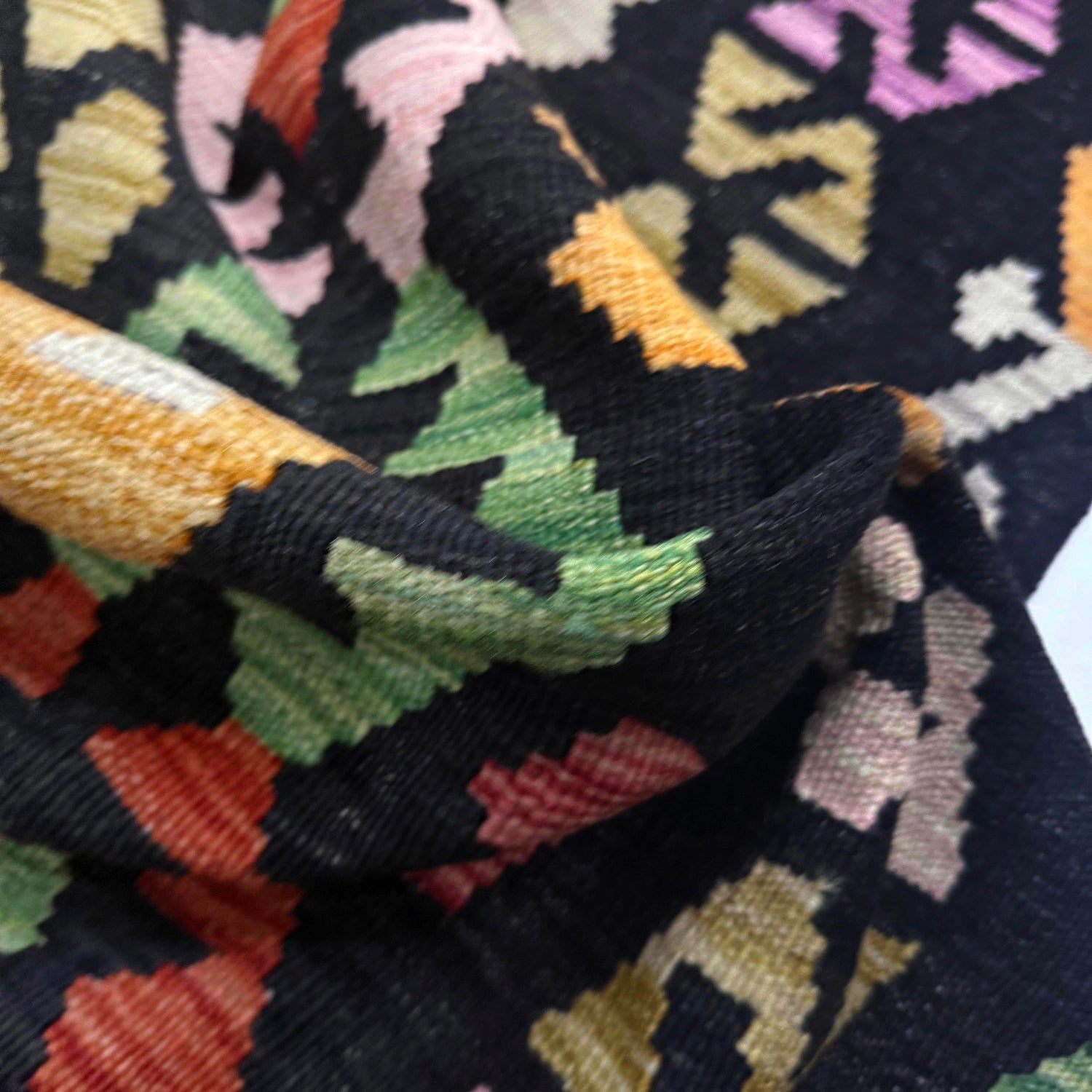Hand Woven Wool Kelim 6' 6" x 9' 7" ft / 198 x 292 cm - No. R38636