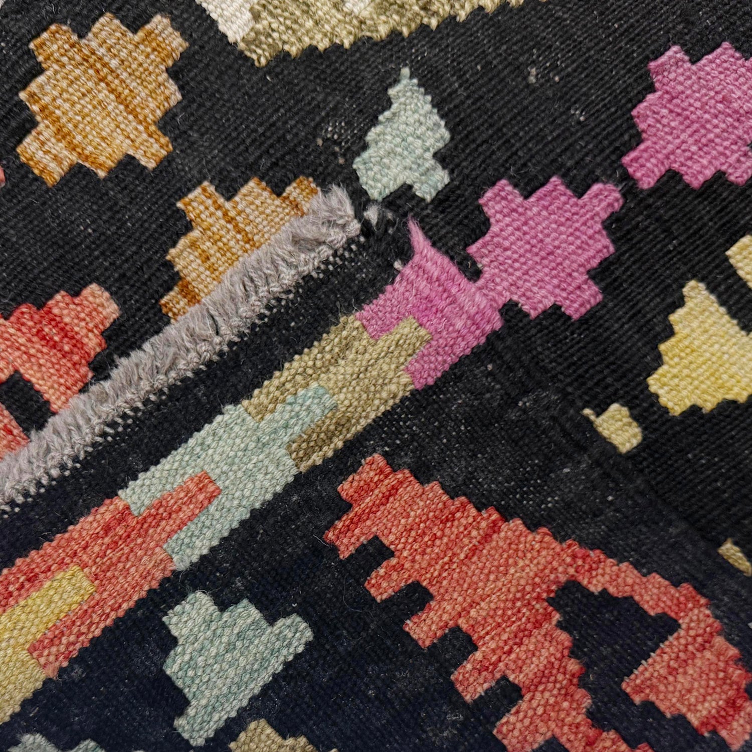 Medium Size Chobi Kilim 6' 8" x 9' 5" ft / 202 x 287 cm - No. R38748