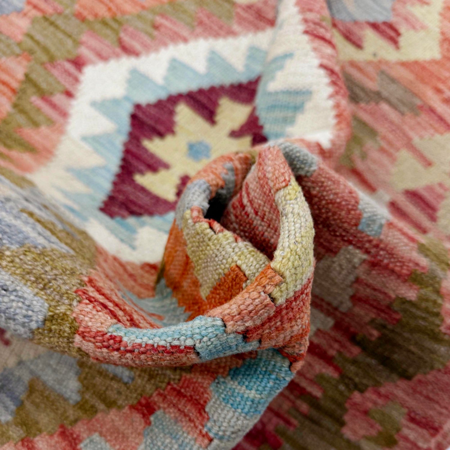 Multi Color ful Flat-Weave Wool Kilim 5' 9" x 7' 11" ft / 175 x 242 cm - No. R38807