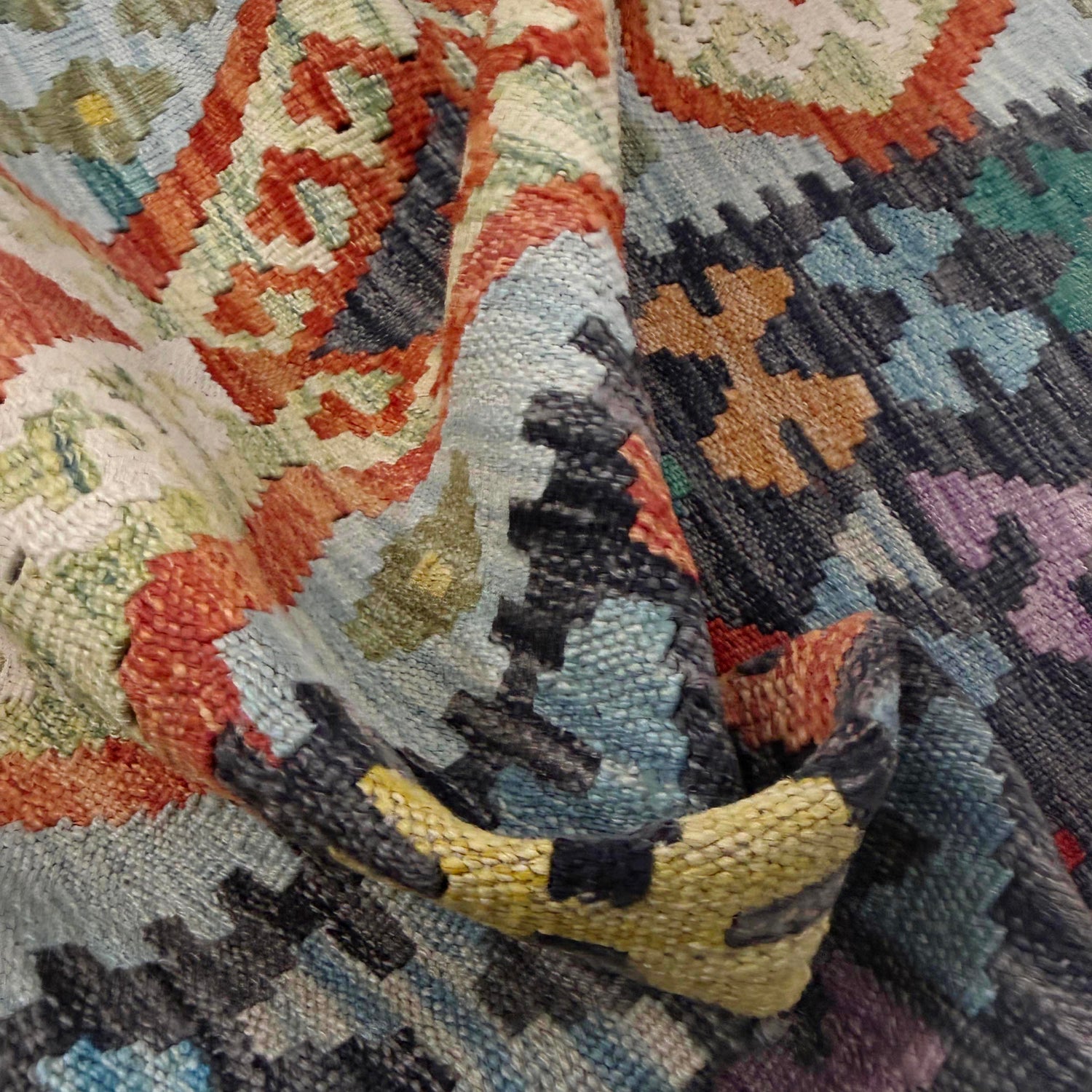 Handmade Vegetable Kilim 5' 7" x 8' 0" ft / 170 x 243 cm - No. R38809
