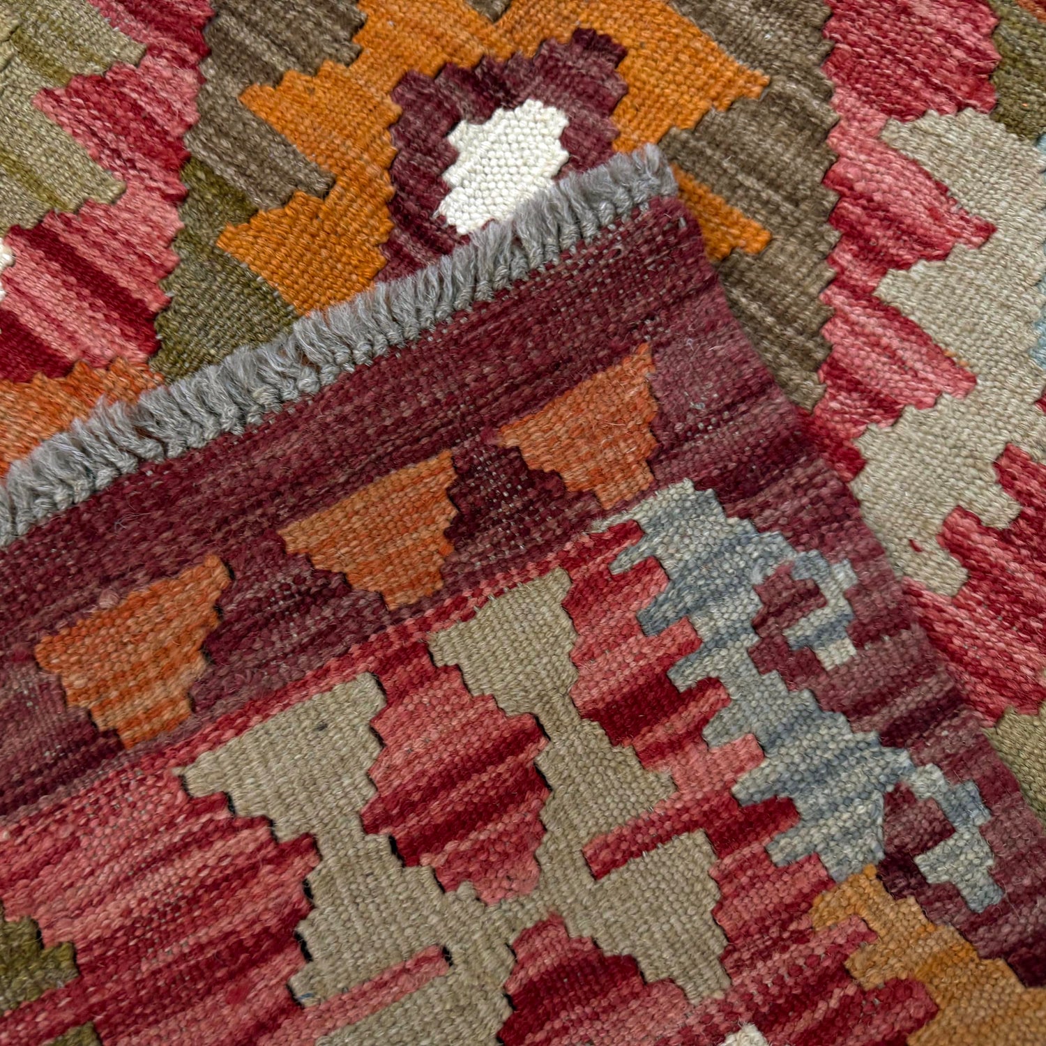 Hand Woven Wool Kelim 2' 9" x 5' 4" ft / 83 x 162 cm - No. R38816