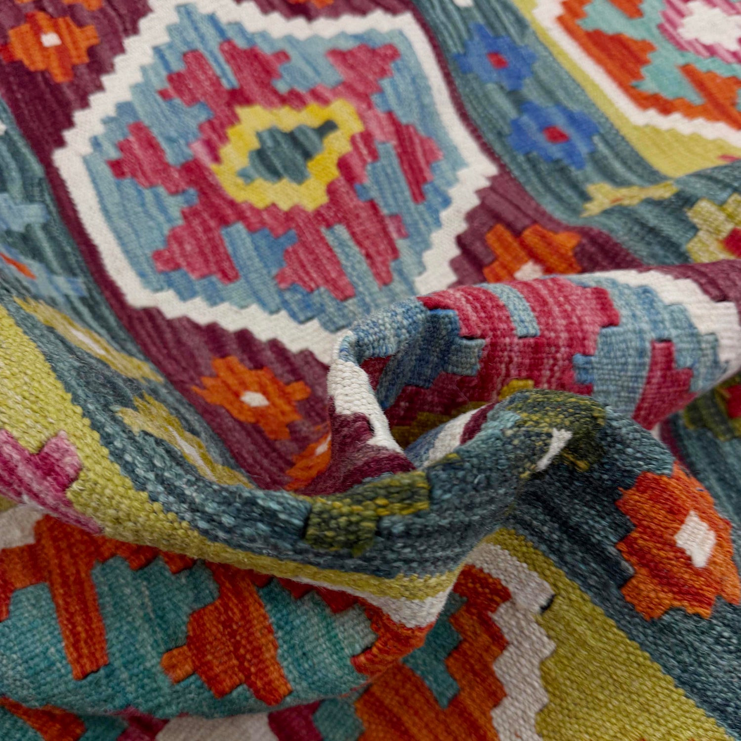 Handmade Vegetable Kilim 5' 2" x 6' 7" ft / 158 x 200 cm - No. R39036