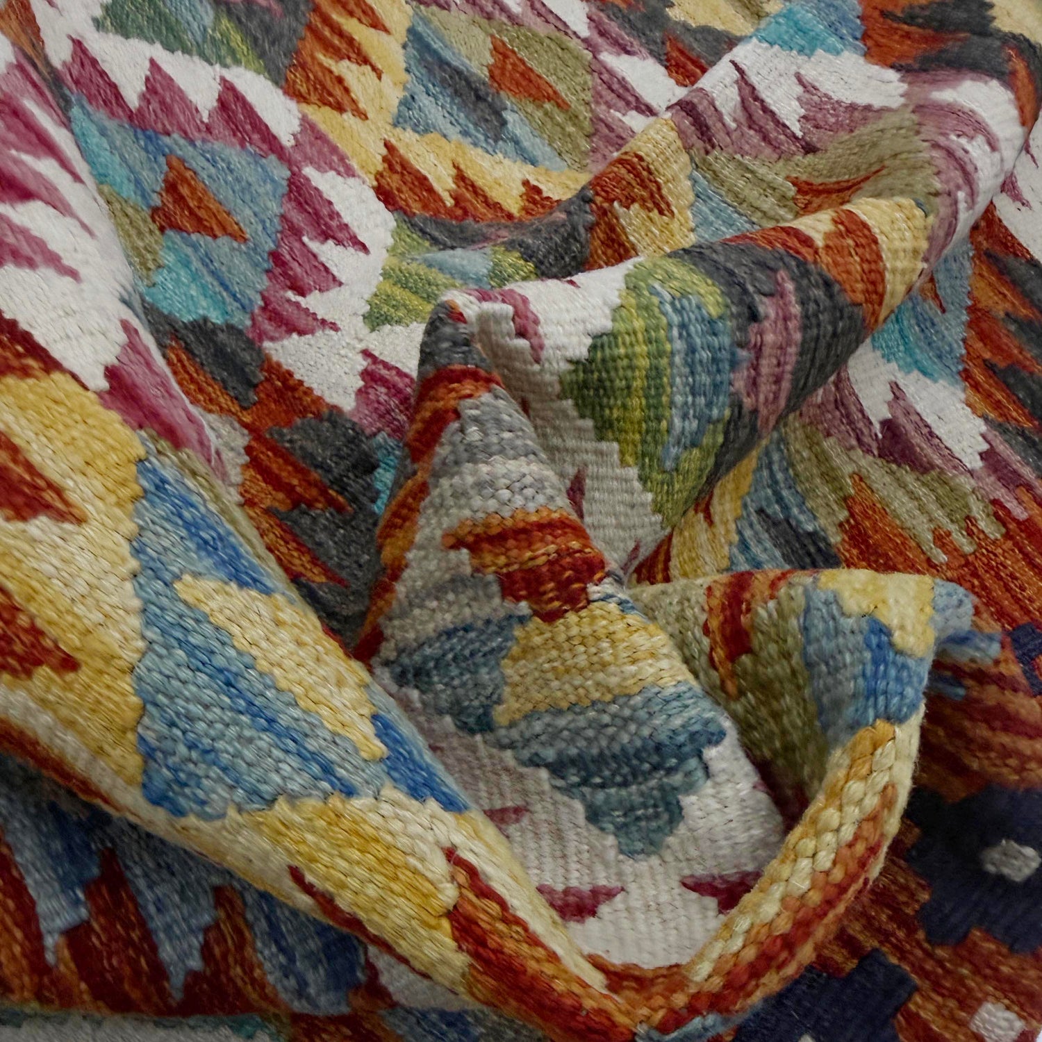 Hand Knotted Afghan Style Kilim 5' 11" x 8' 1" ft / 181 x 246 cm - No. R39079