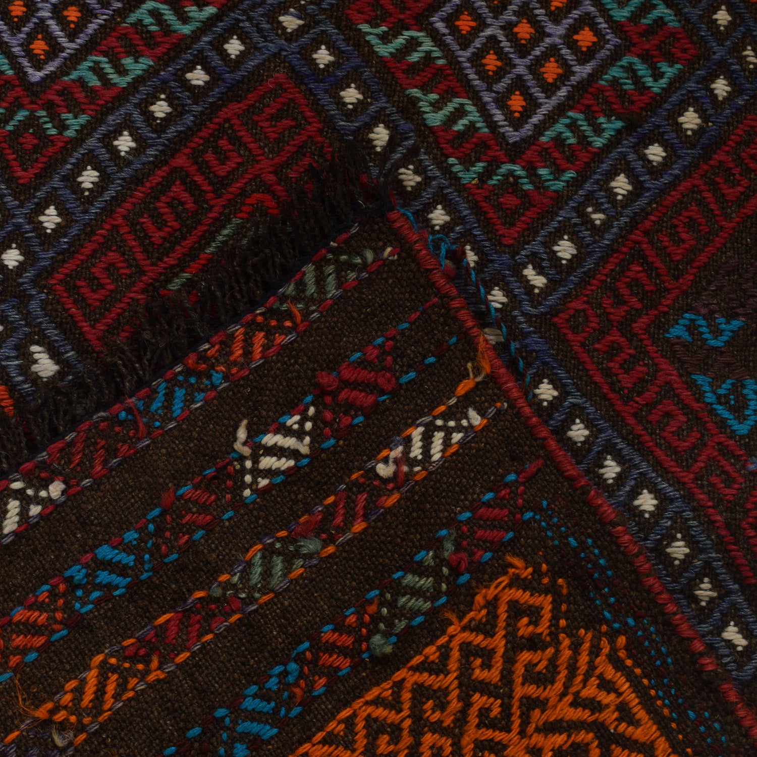 Short Kilim Runner 2' 0" x 6' 11" ft / 60 x 212 cm - No. W17059