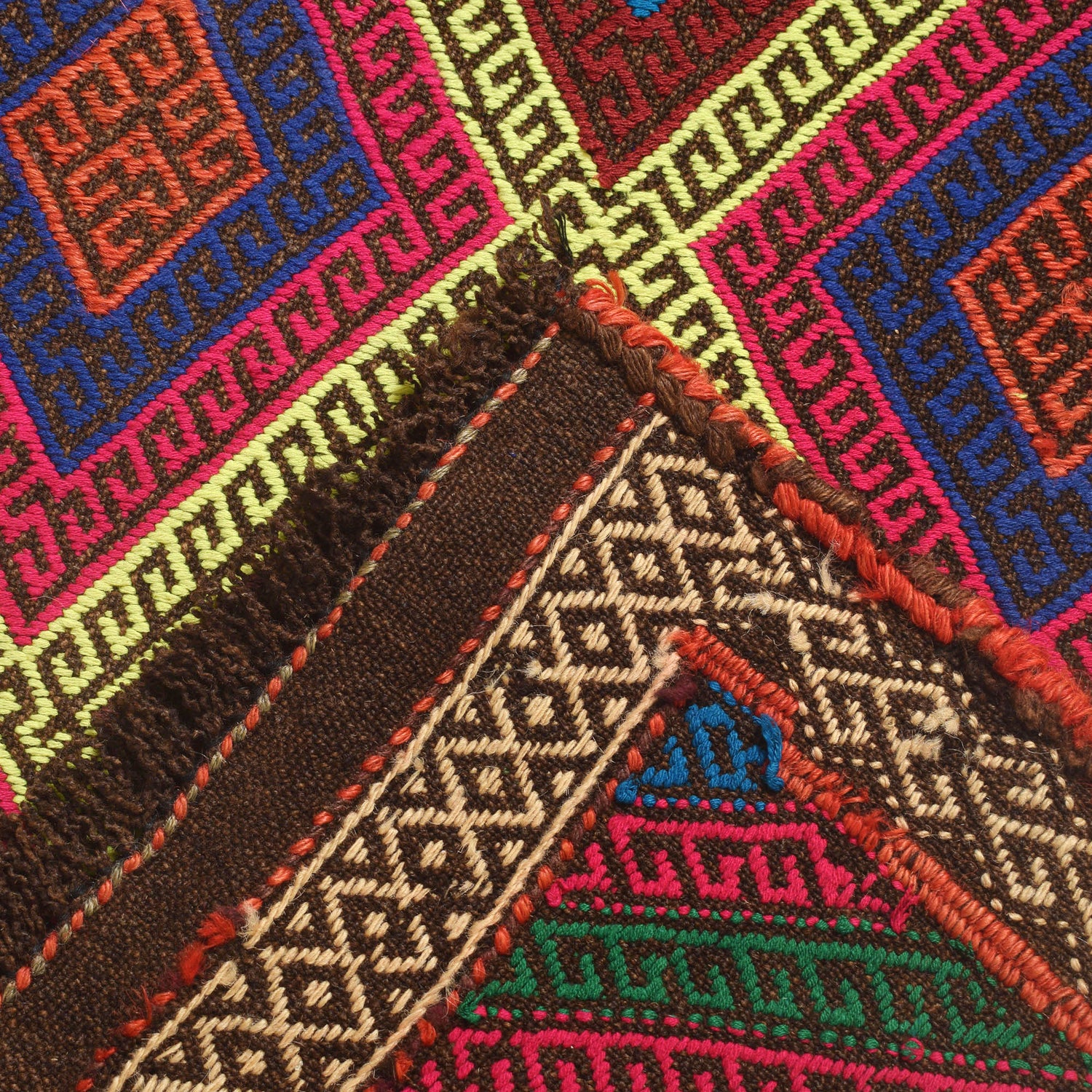 Short Kilim Runner 2' 2" x 6' 7" ft / 65 x 201 cm - No. W17098