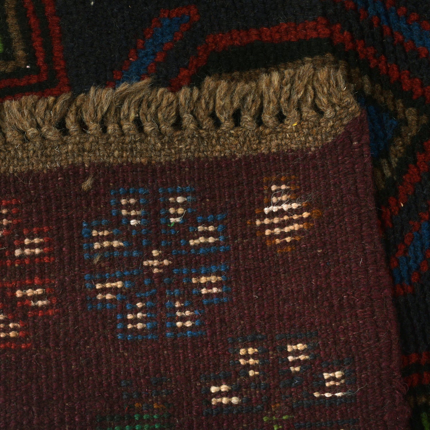 Dark Purple Color Baluchi Rug 4' 4" x 6' 1" ft / 132 x 186 cm - No. W27276