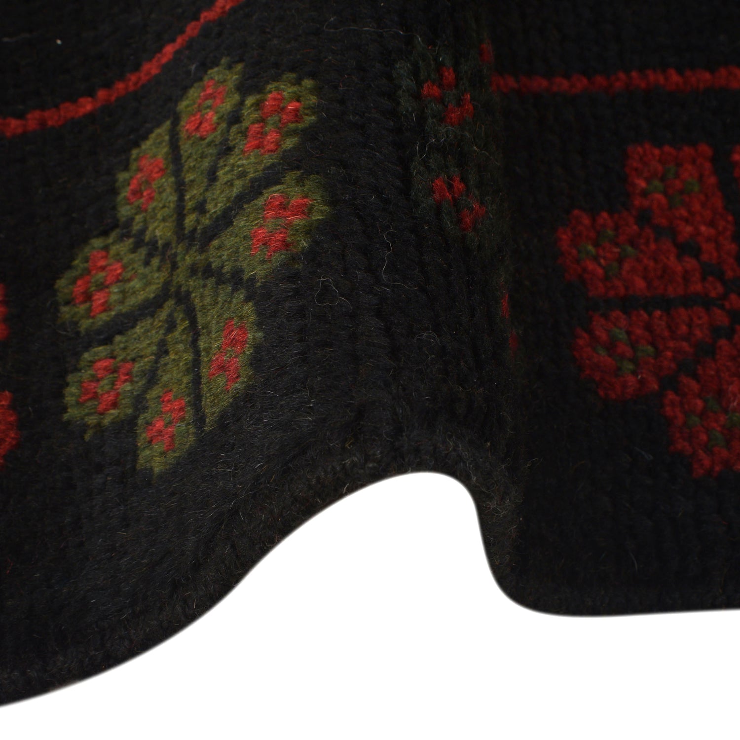 Black Color Baluchi Rug 4' 0" x 6' 9" ft / 122 x 206 cm - No. W27277