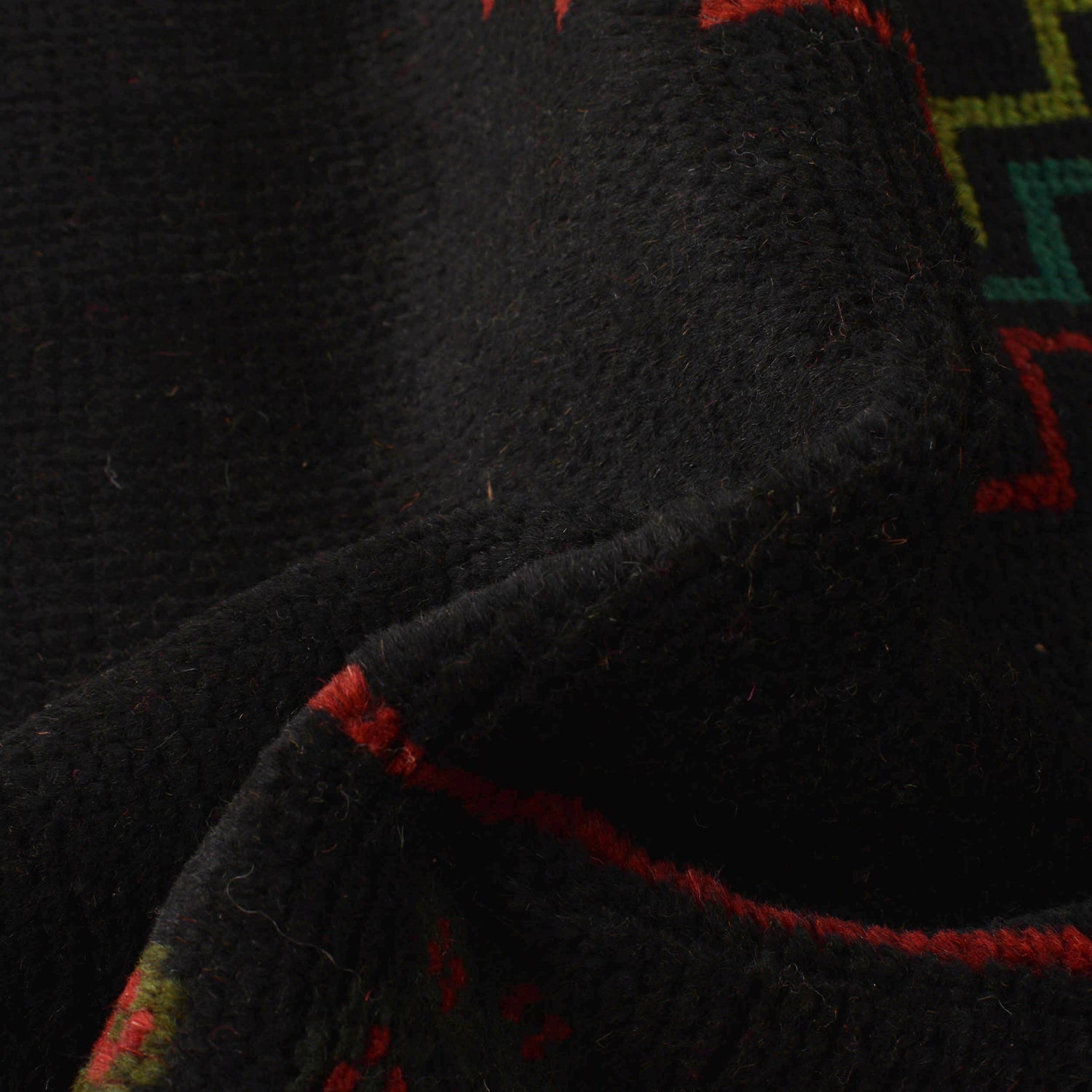 Black Color Baluchi Rug 4' 0" x 6' 9" ft / 122 x 206 cm - No. W27277