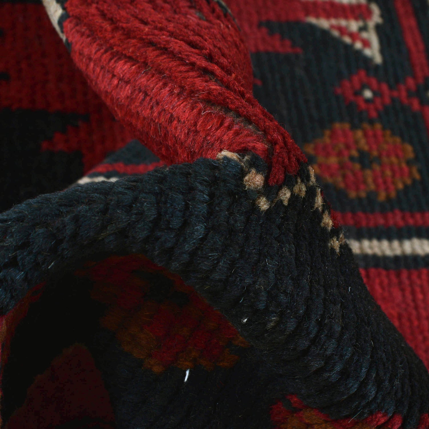 Handmade Balochi Rug 3' 8" x 6' 2" ft / 111 x 187 cm - No. W27410