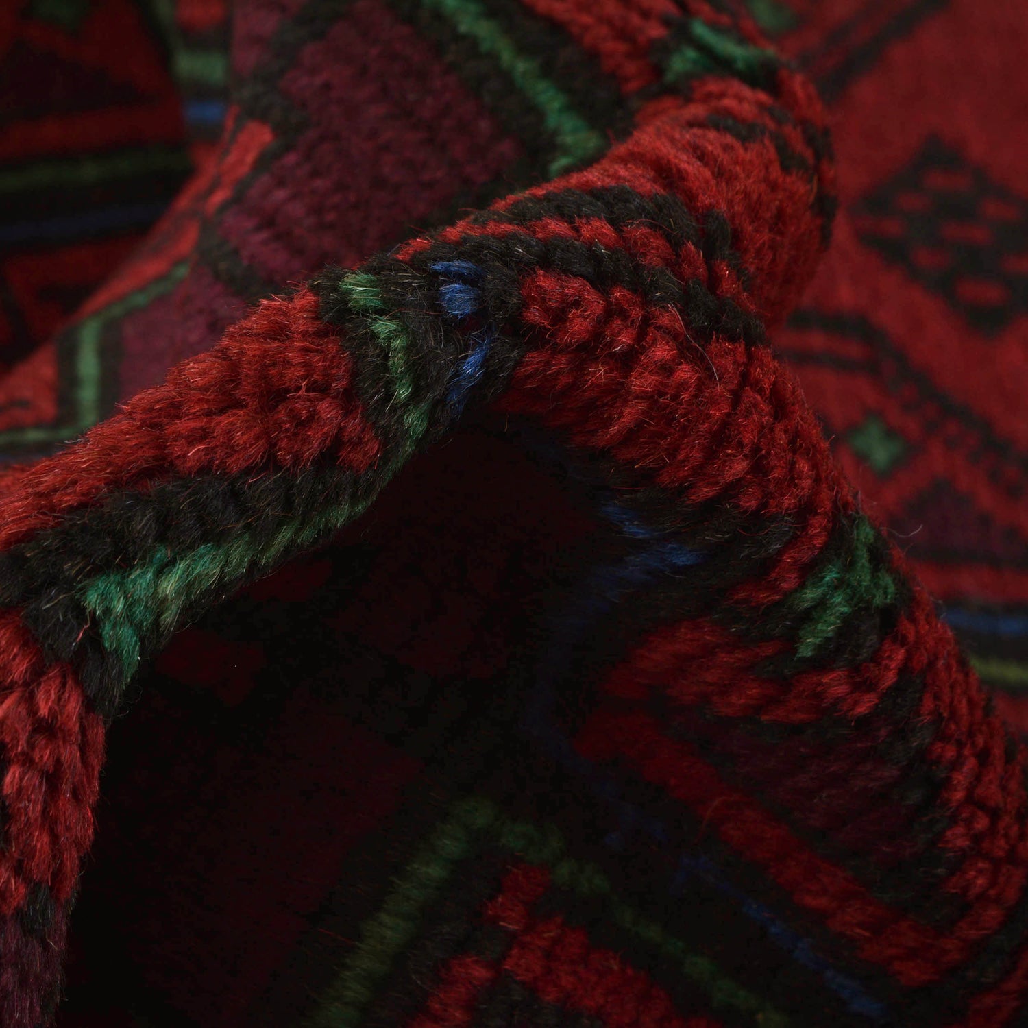 Tribal Baloch Rug 3' 10" x 6' 4" ft / 117 x 193 cm - No. W27445