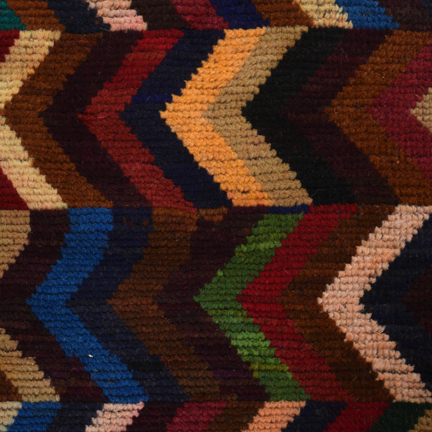 Tribal Baloch Rug 3' 11" x 6' 2" ft / 120 x 188 cm - No. W27449