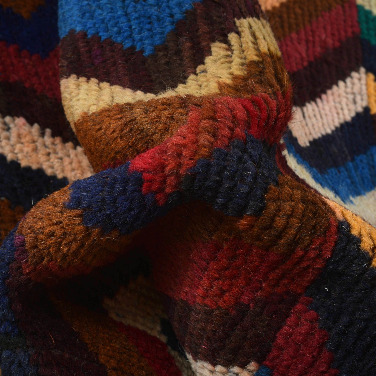 Tribal Baloch Rug 3' 11" x 6' 2" ft / 120 x 188 cm - No. W27449