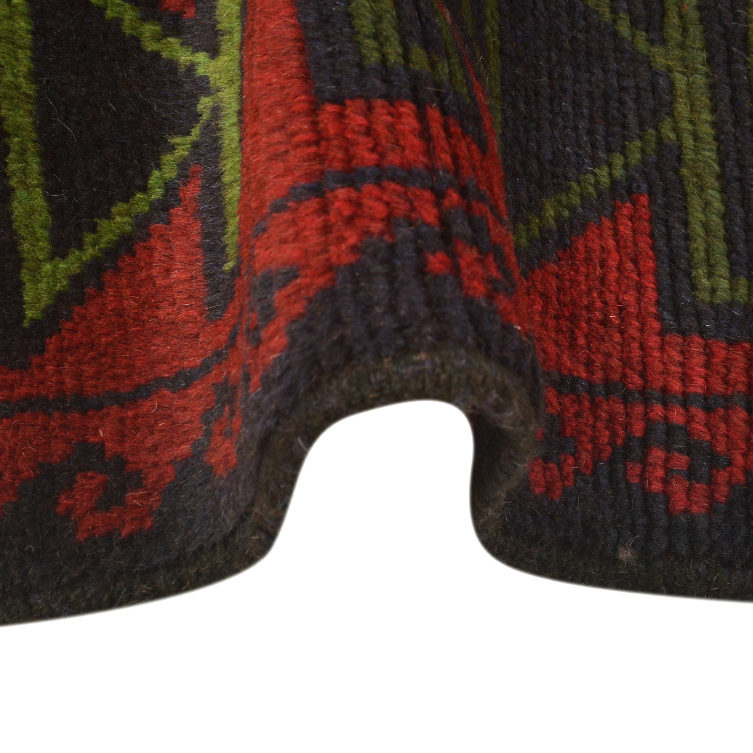 Tribal Baloch Rug 4' 0" x 6' 8" ft / 122 x 203 cm - No. W27454