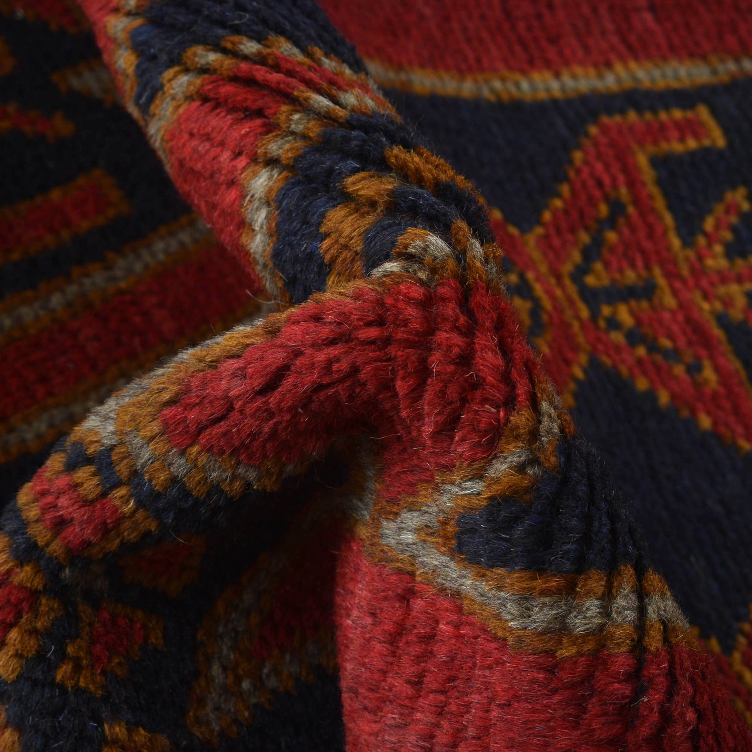 Tribal Baloch Rug 3' 7" x 6' 2" ft / 110 x 188 cm - No. W27459