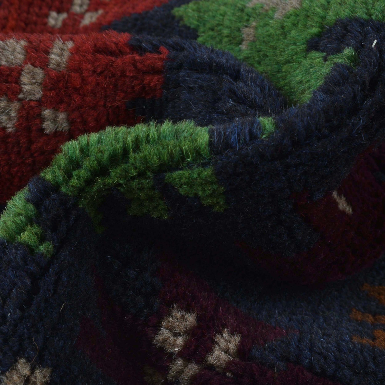 Tribal Baloch Rug 4' 1" x 6' 5" ft / 125 x 195 cm - No. W29016