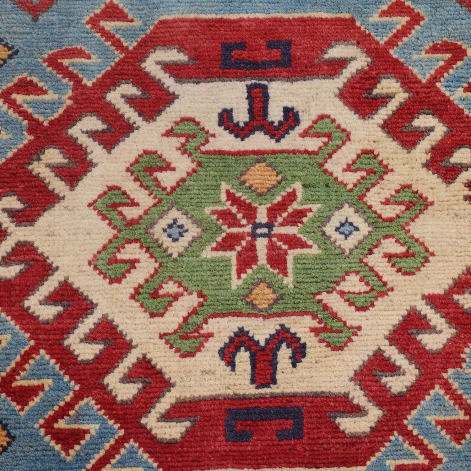 Hand knotted Kazak Carpet 3' 1" x 4' 11" ft / 95 x 151 cm - No. W30747
