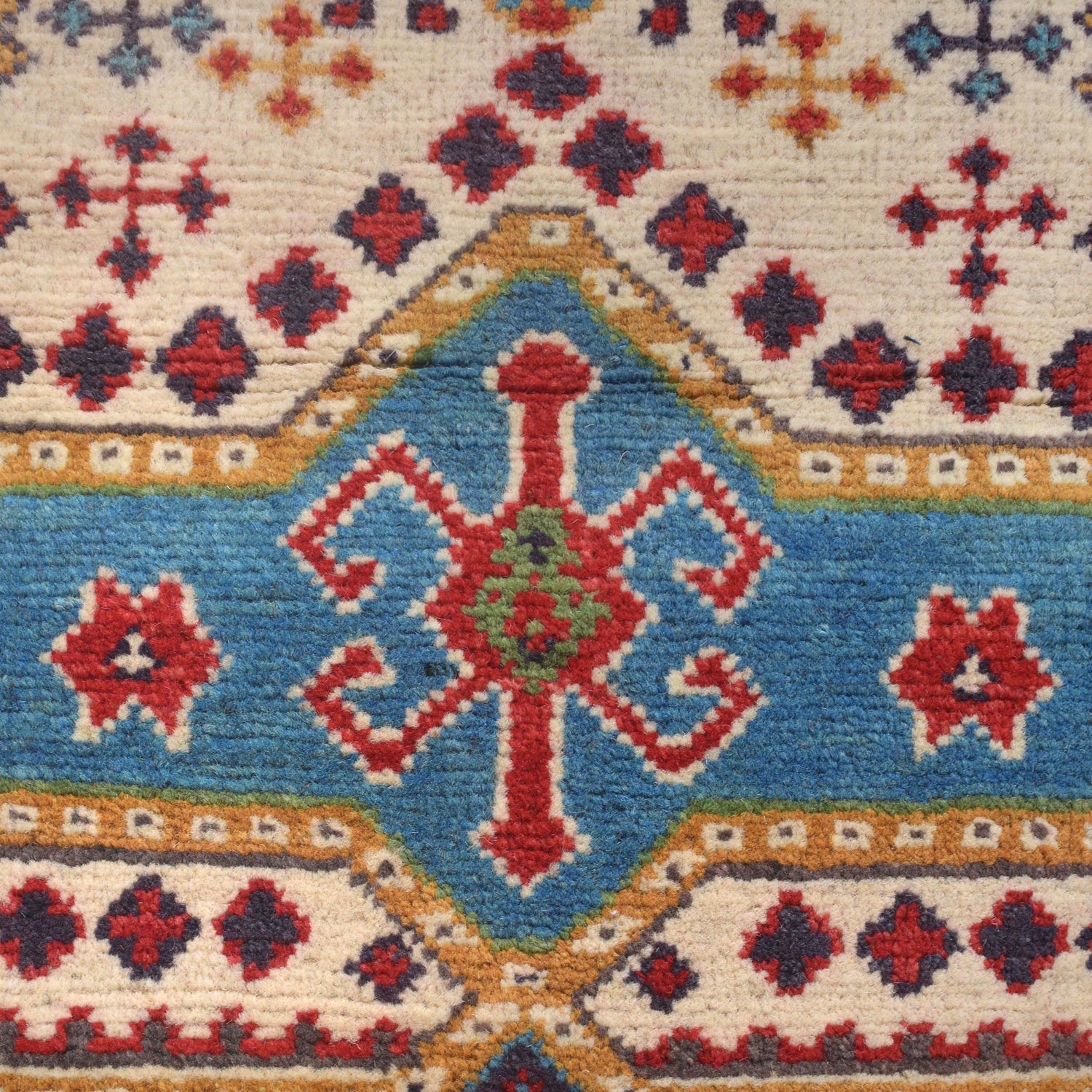 Hand knotted Kazak Carpet 4' 7" x 6' 6" ft / 140 x 198 cm - No. W30750