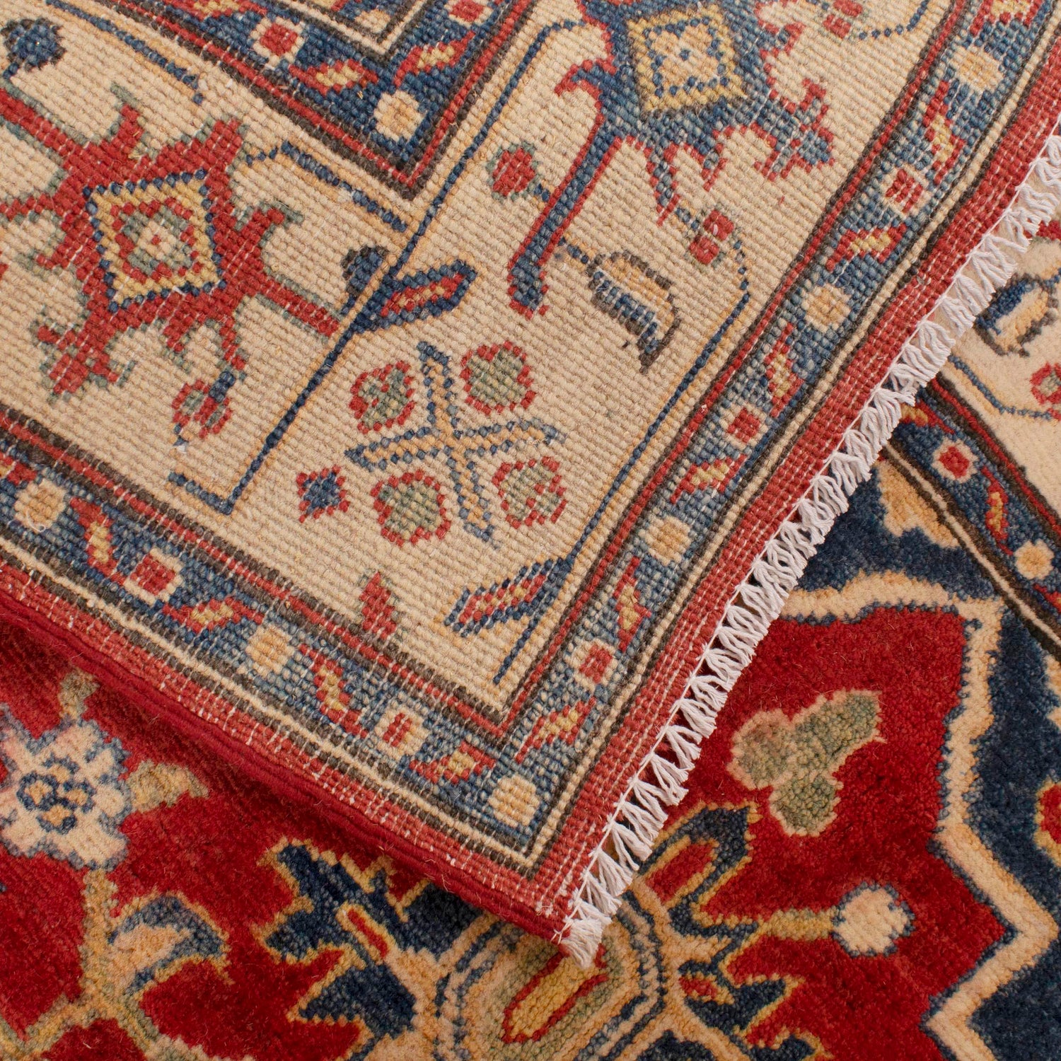 Hand knotted Kazak Carpet 4' 1" x 5' 9" ft / 124 x 176 cm - No. W34030