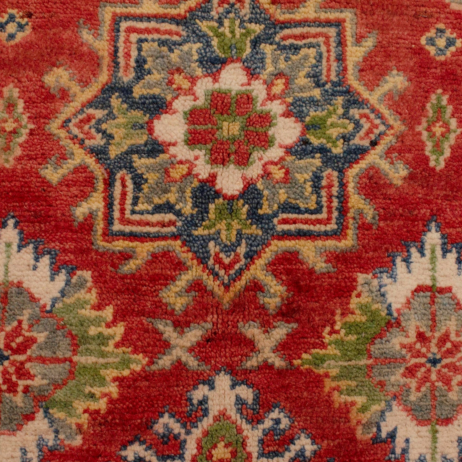 Hand knotted Kazak Rugs 5' 0" x 6' 9" ft / 152 x 205 cm - No. W34049